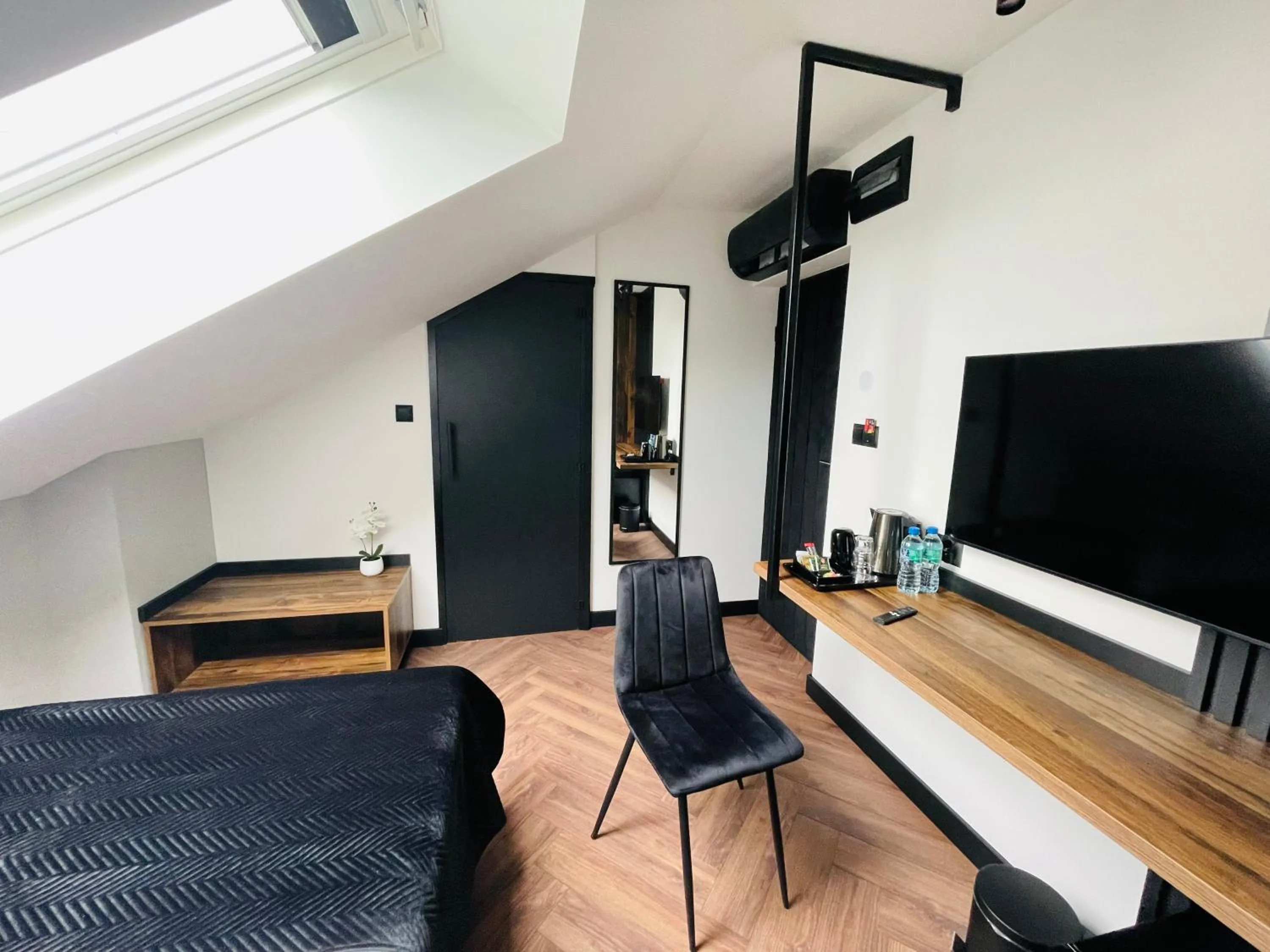 hair dresser in Hotel Millennium