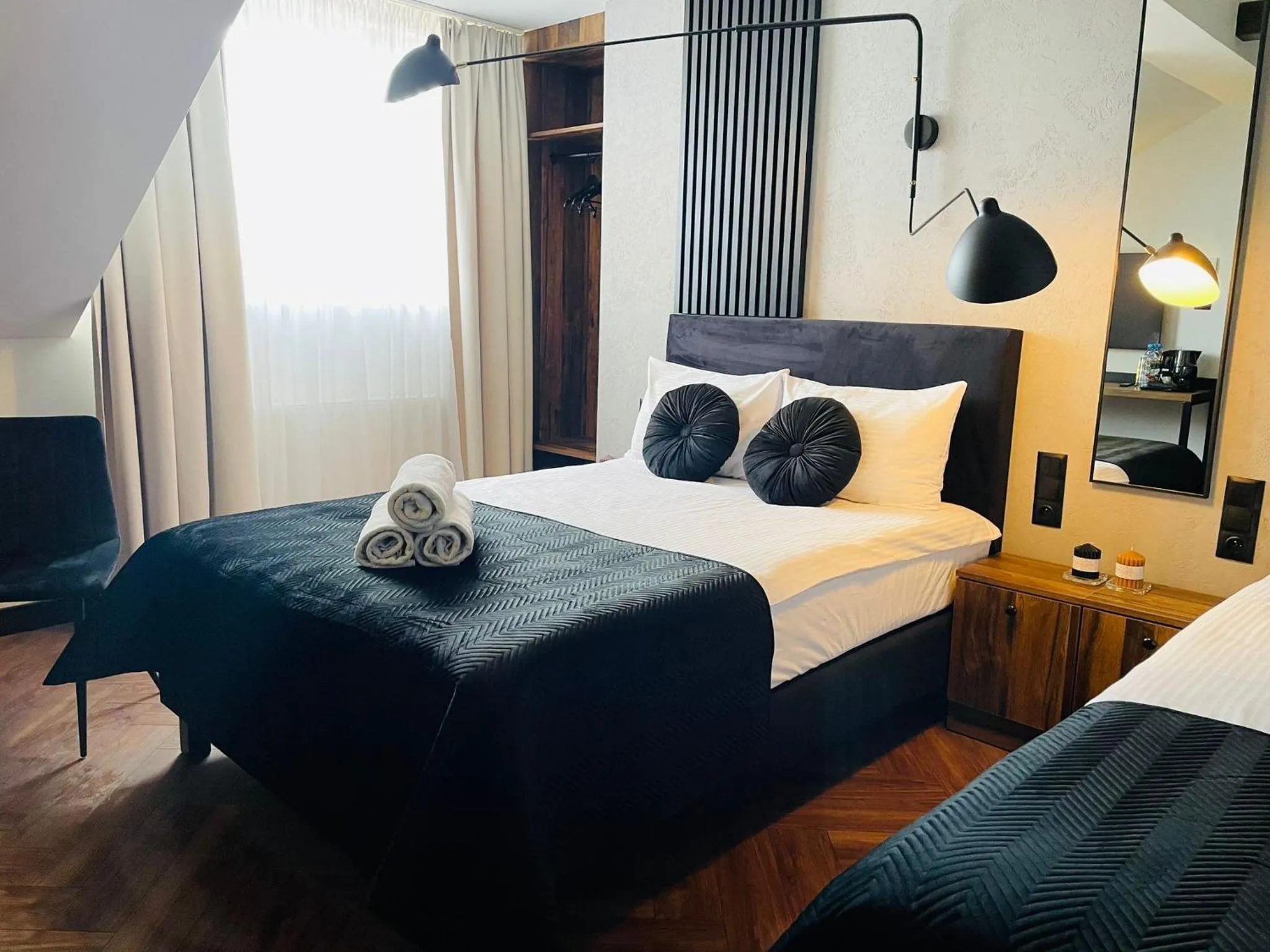 Bed in Hotel Millennium