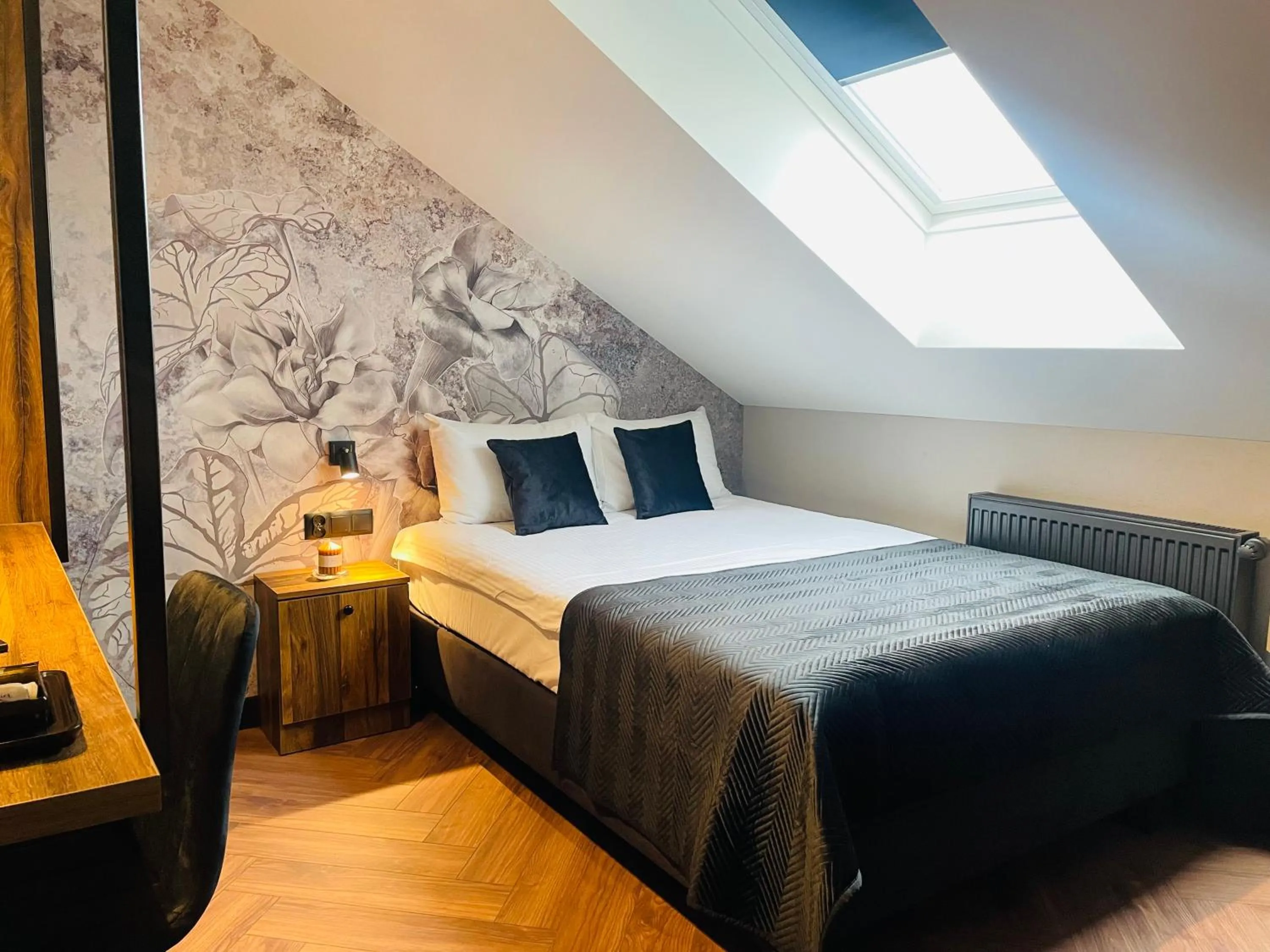 Photo of the whole room, Bed in Hotel Millennium