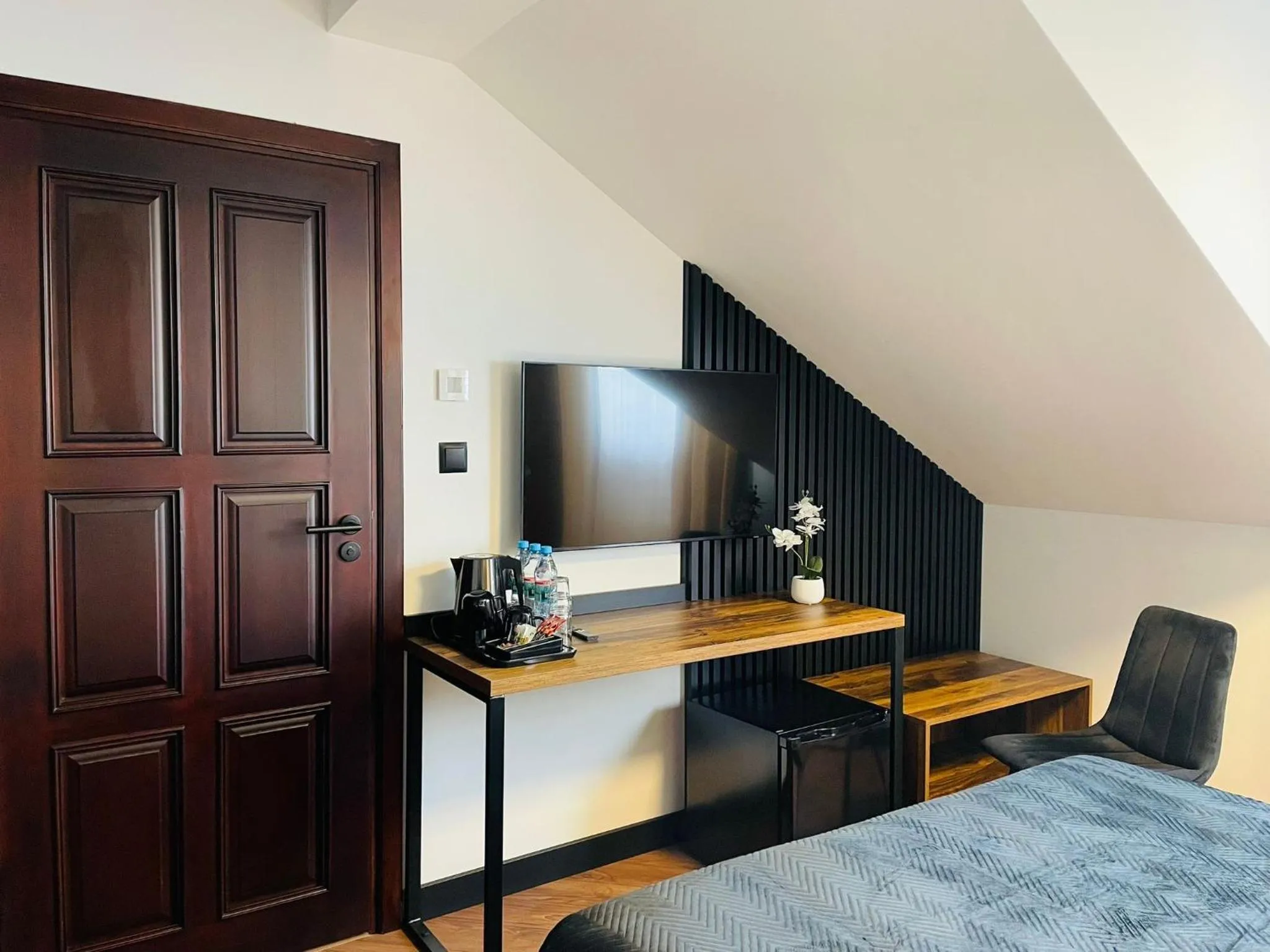 Bed in Hotel Millennium