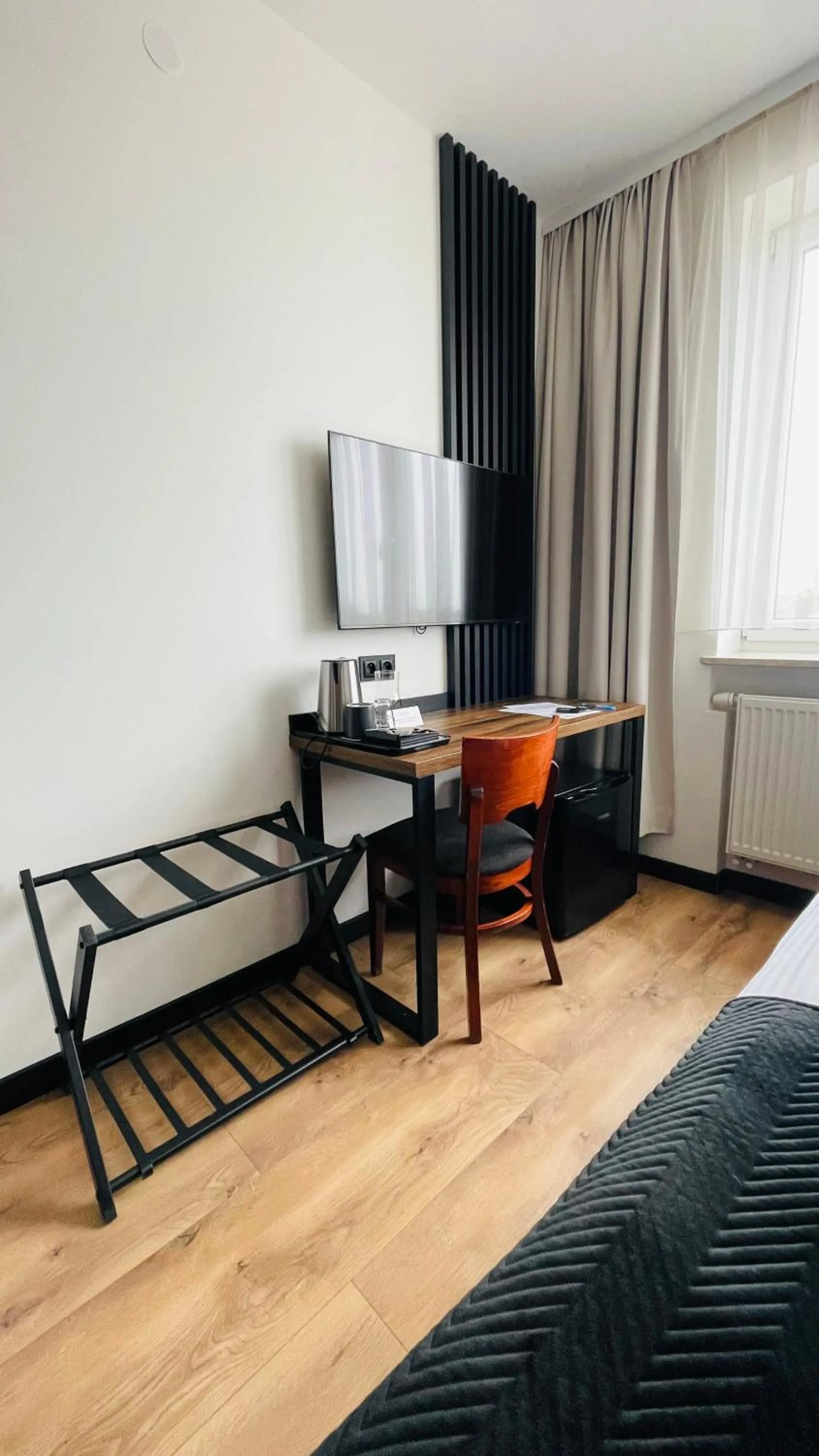 Bed in Hotel Millennium