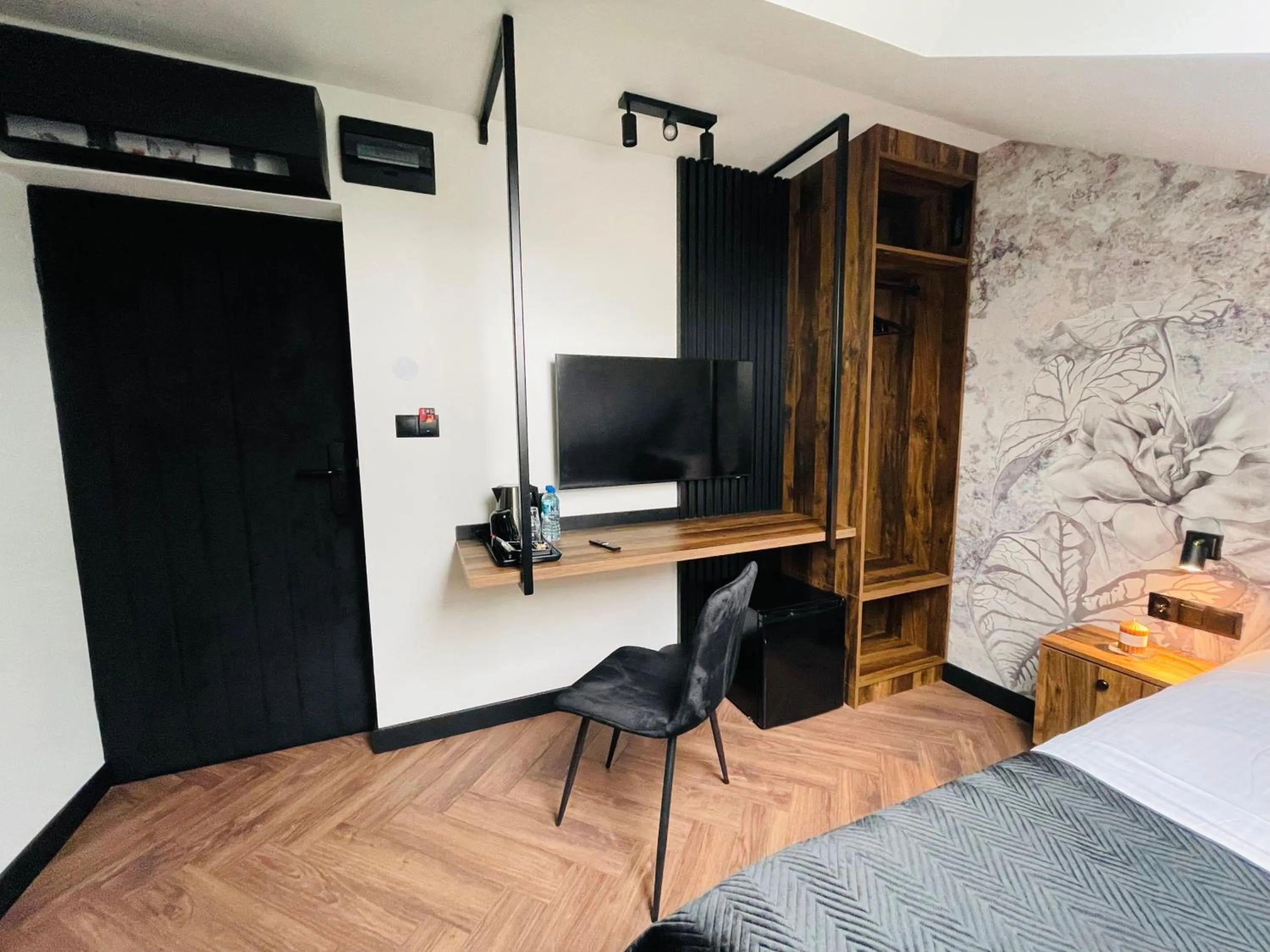 Photo of the whole room, Bed in Hotel Millennium