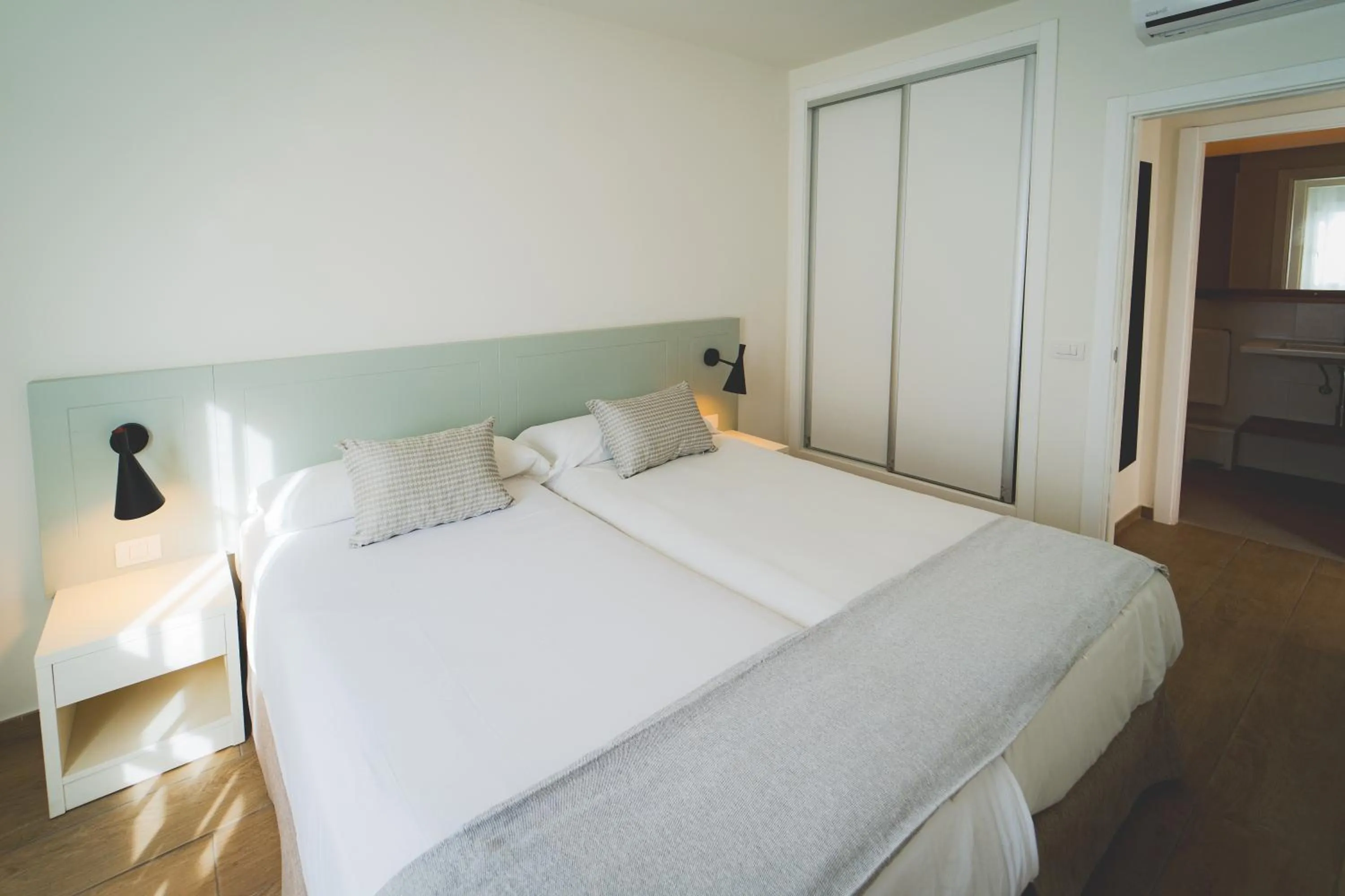 Bed in Los Olivos Beach Resort