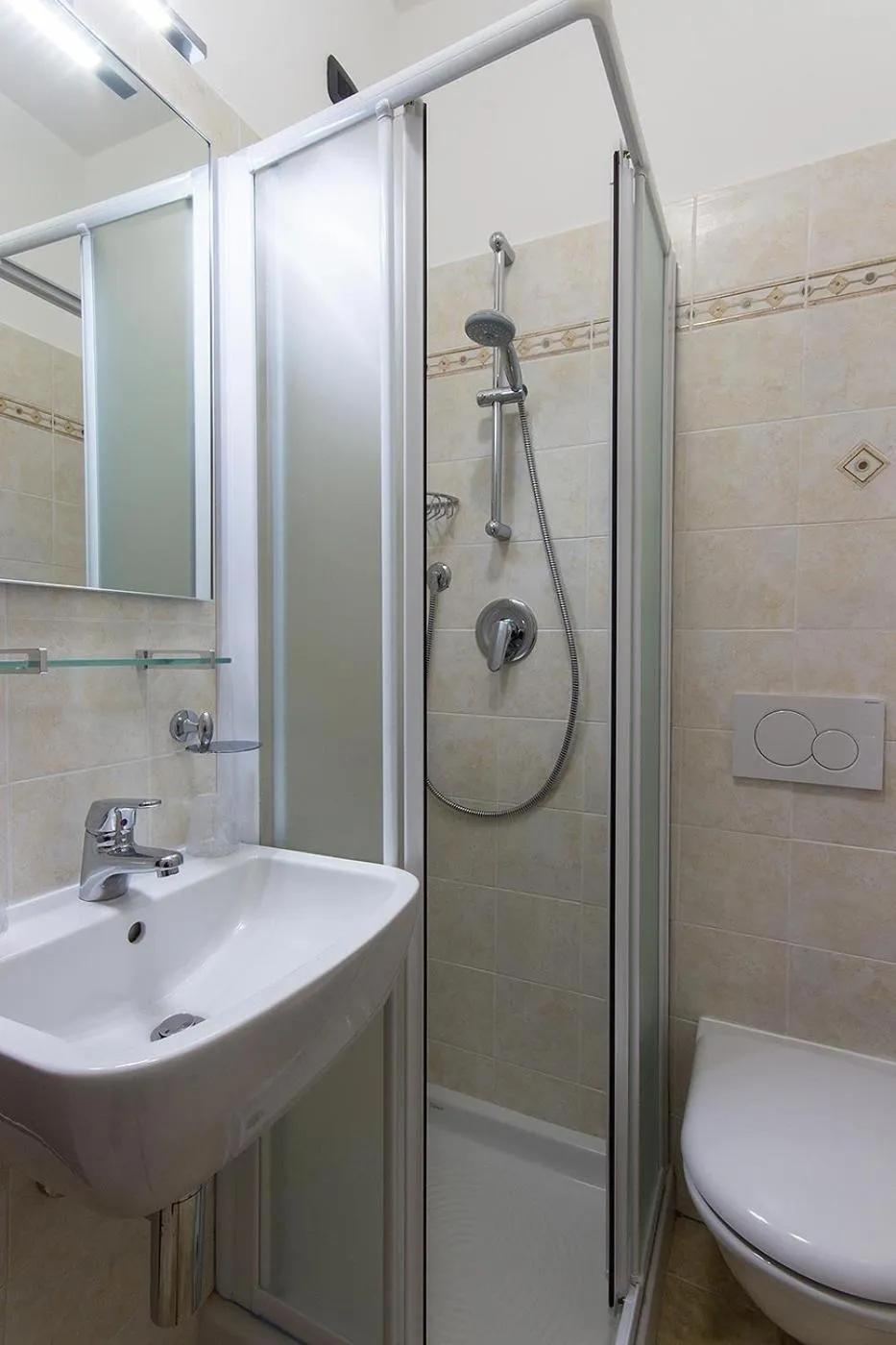 Shower in Albergo Ristorante San Matteo