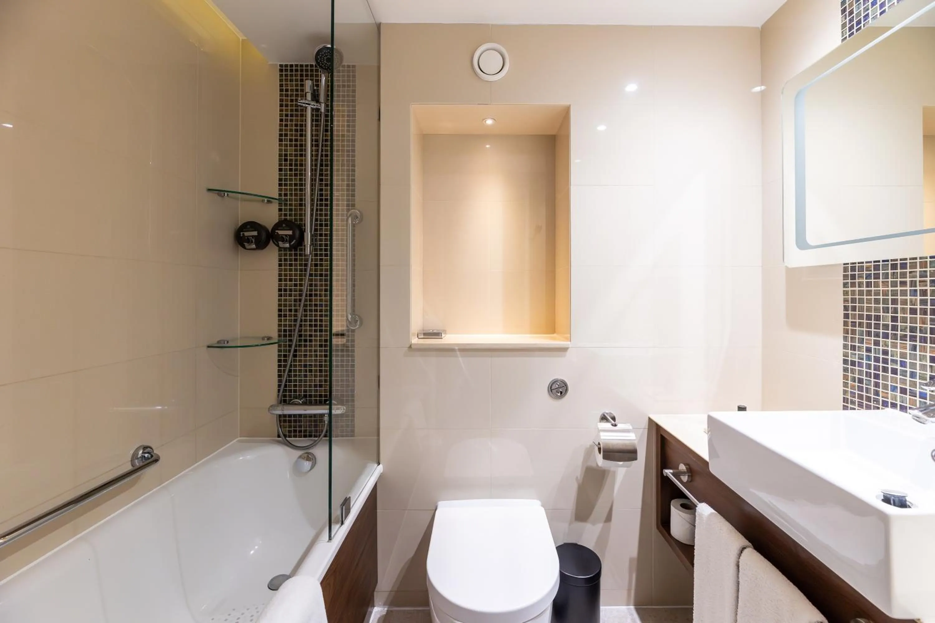 Bathroom in 100 Queen's Gate Hotel London Kensington, Curio Collection by Hilton