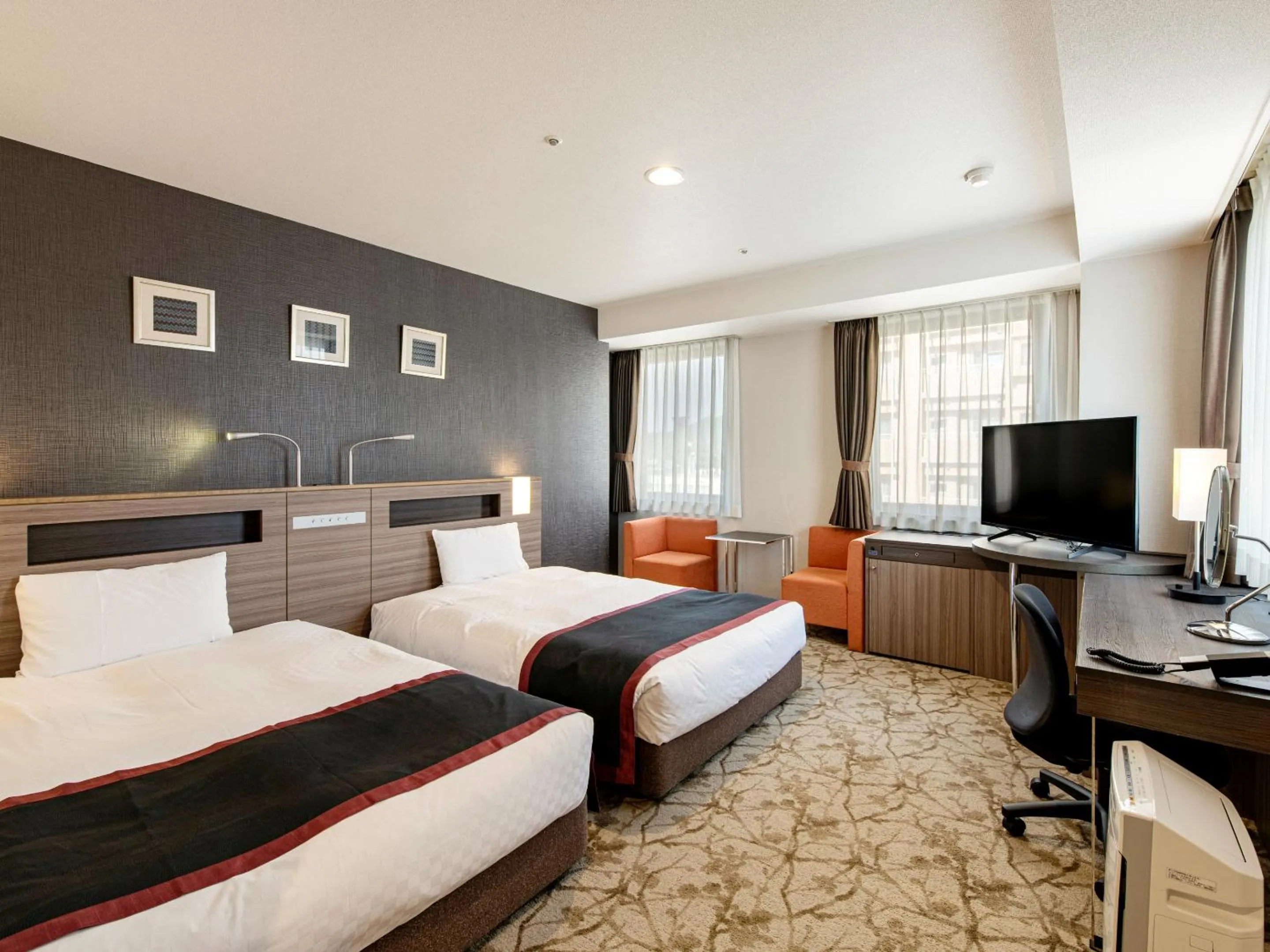 Photo of the whole room, Bed in Onomichi Kokusai Hotel
