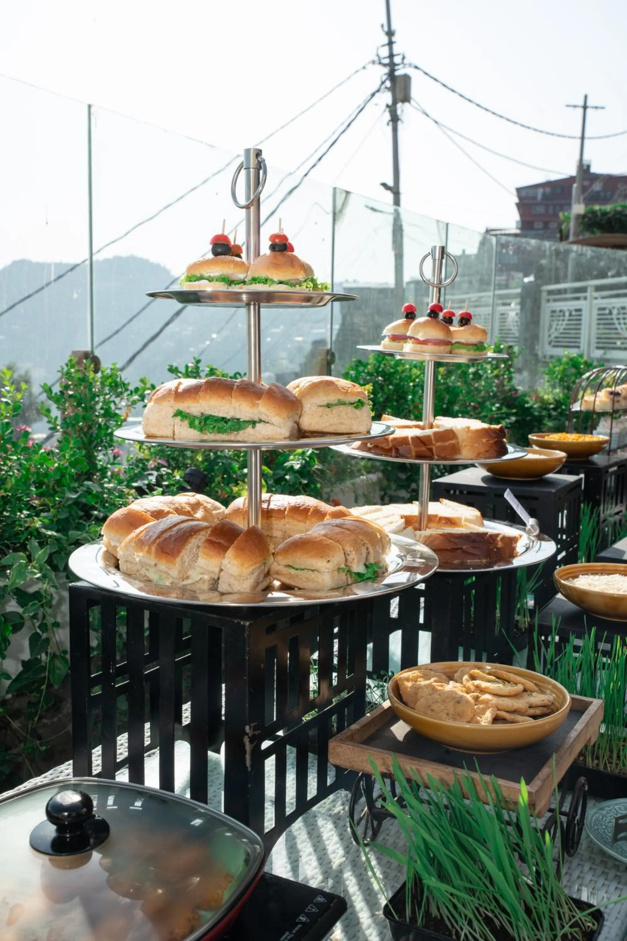 Restaurant/places to eat in The Fern Brentwood Resort, Mussoorie