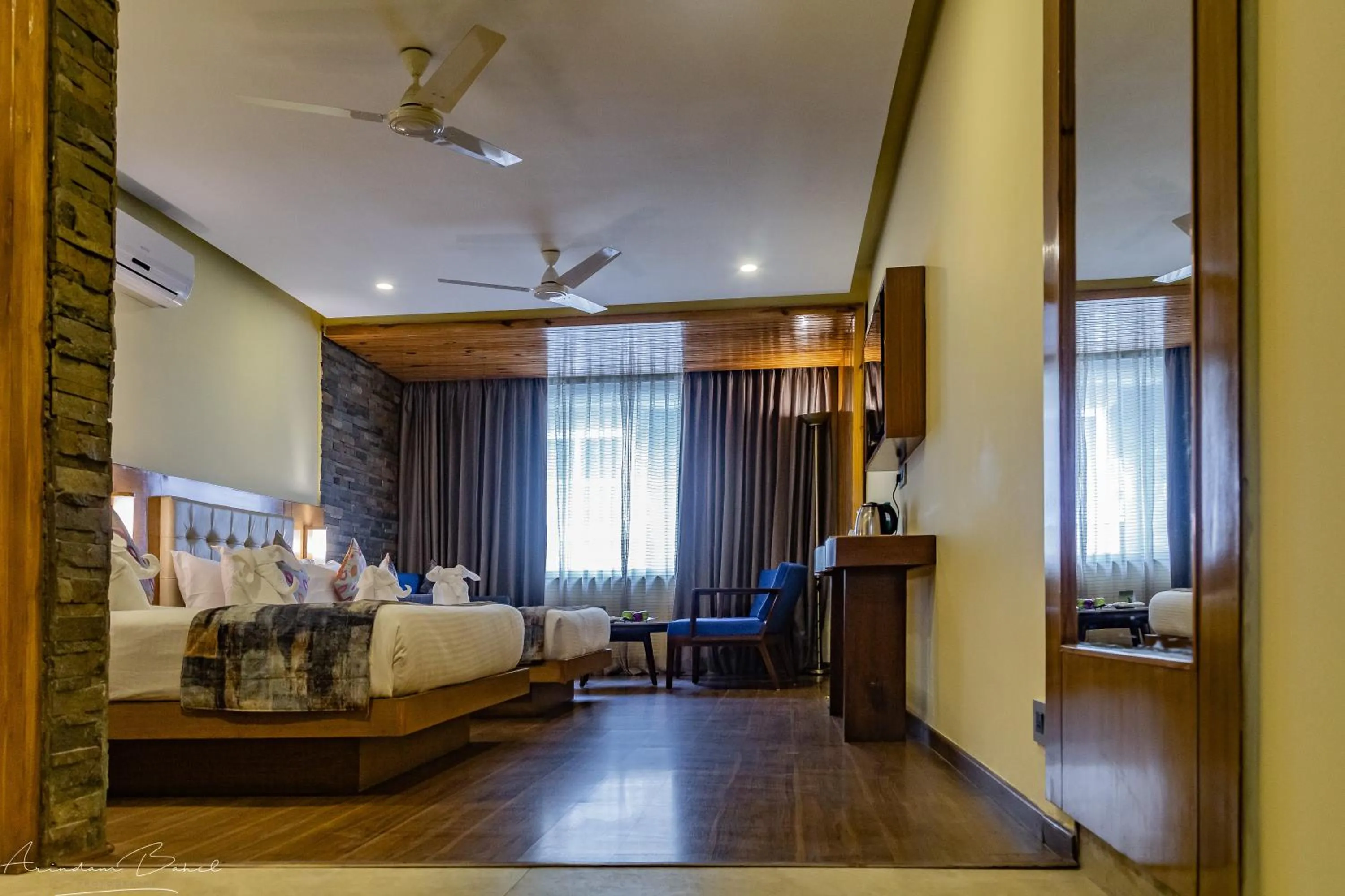 Living room, Bed in The Fern Brentwood Resort, Mussoorie