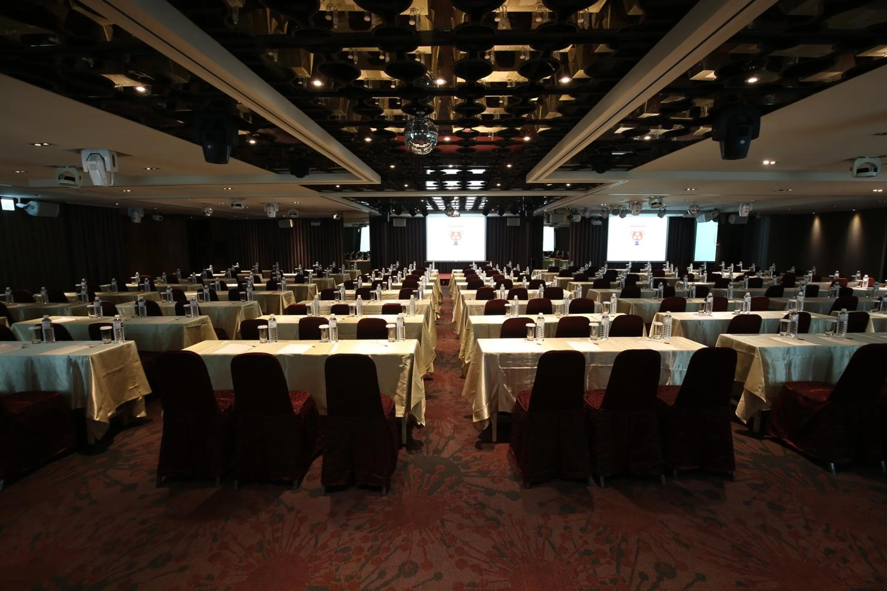 Meeting/conference room in Chiayi Maison de Chine Hotel