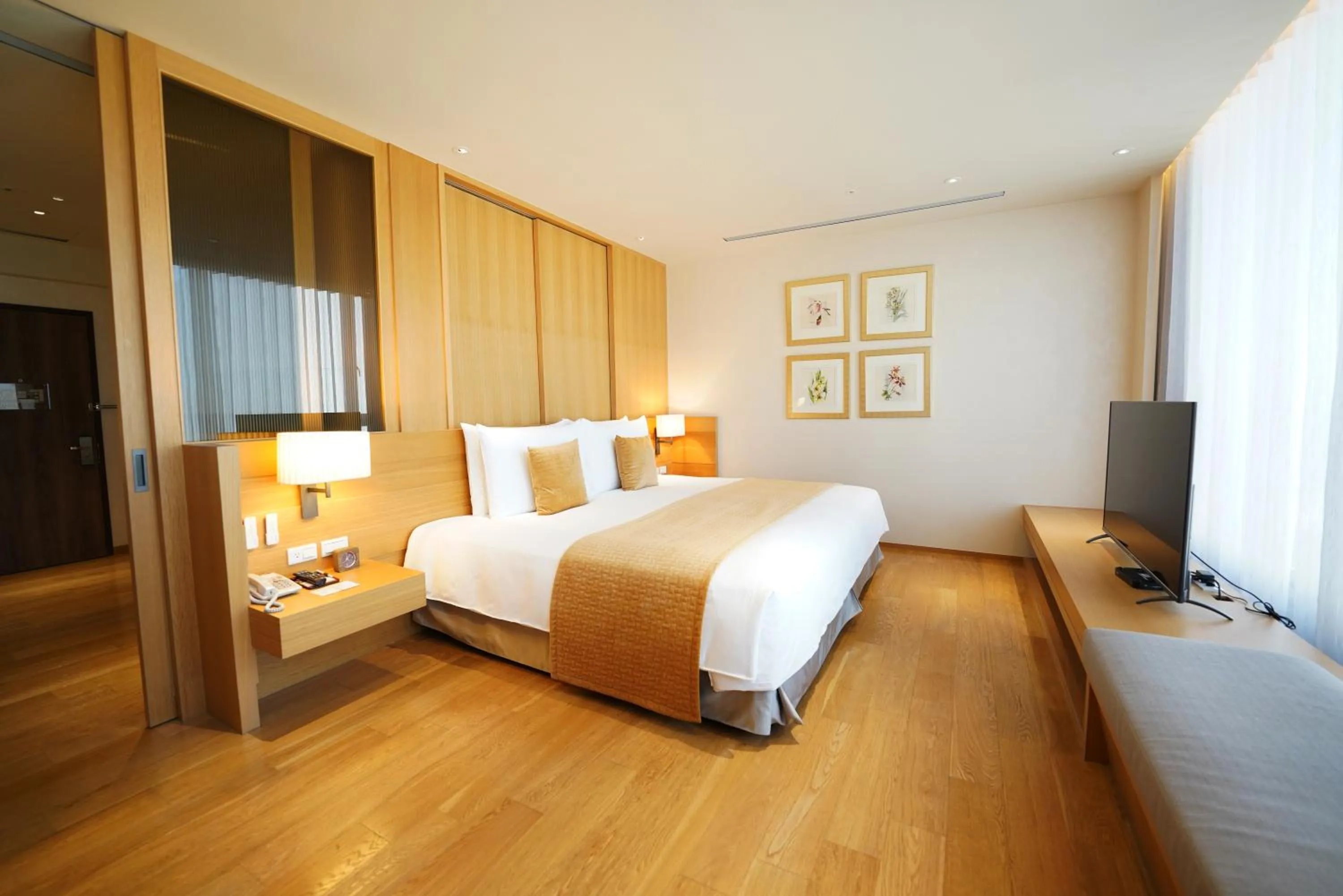 Photo of the whole room, Bed in Chiayi Maison de Chine Hotel