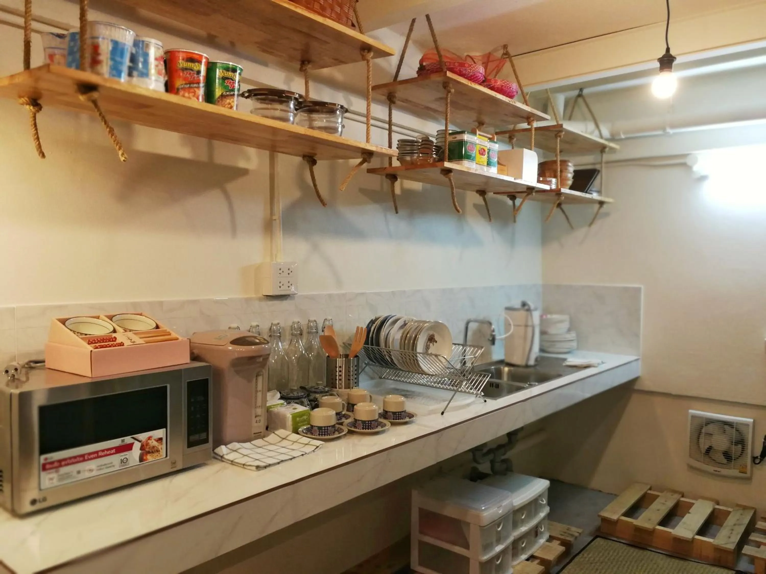 Coffee/tea facilities in Silla House