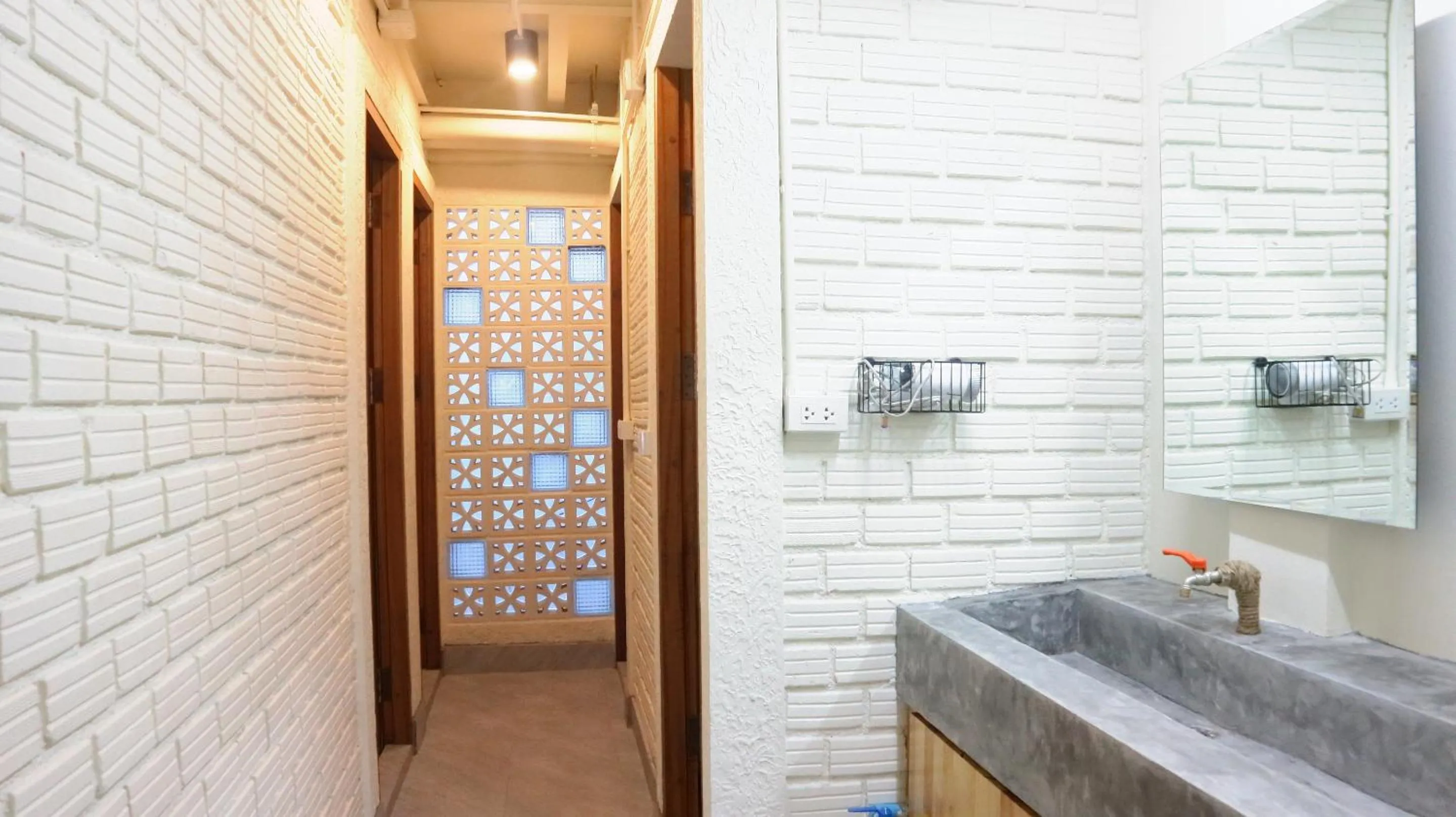Bathroom in Silla House