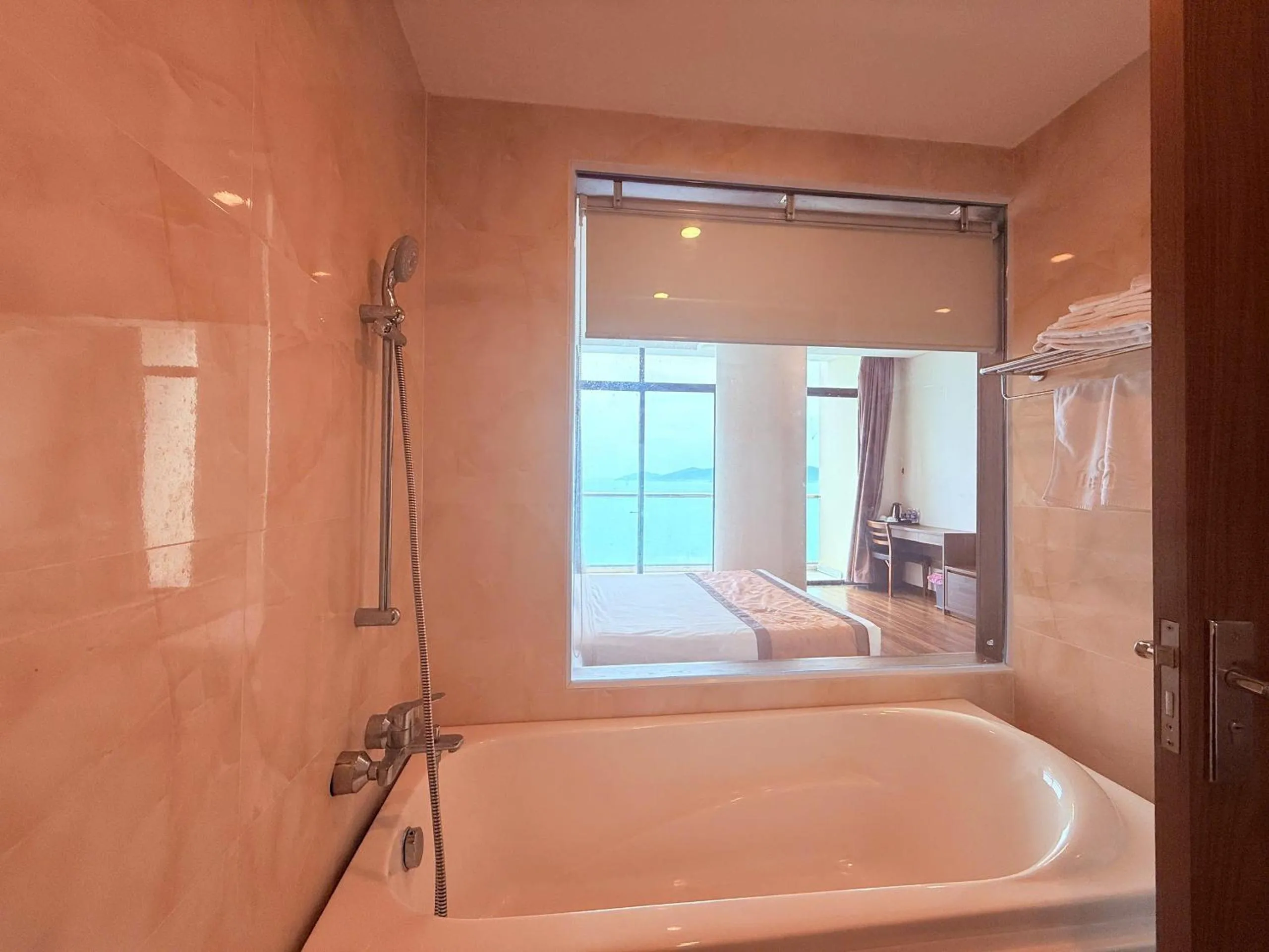 Shower in Lenid Ocean View Hotel