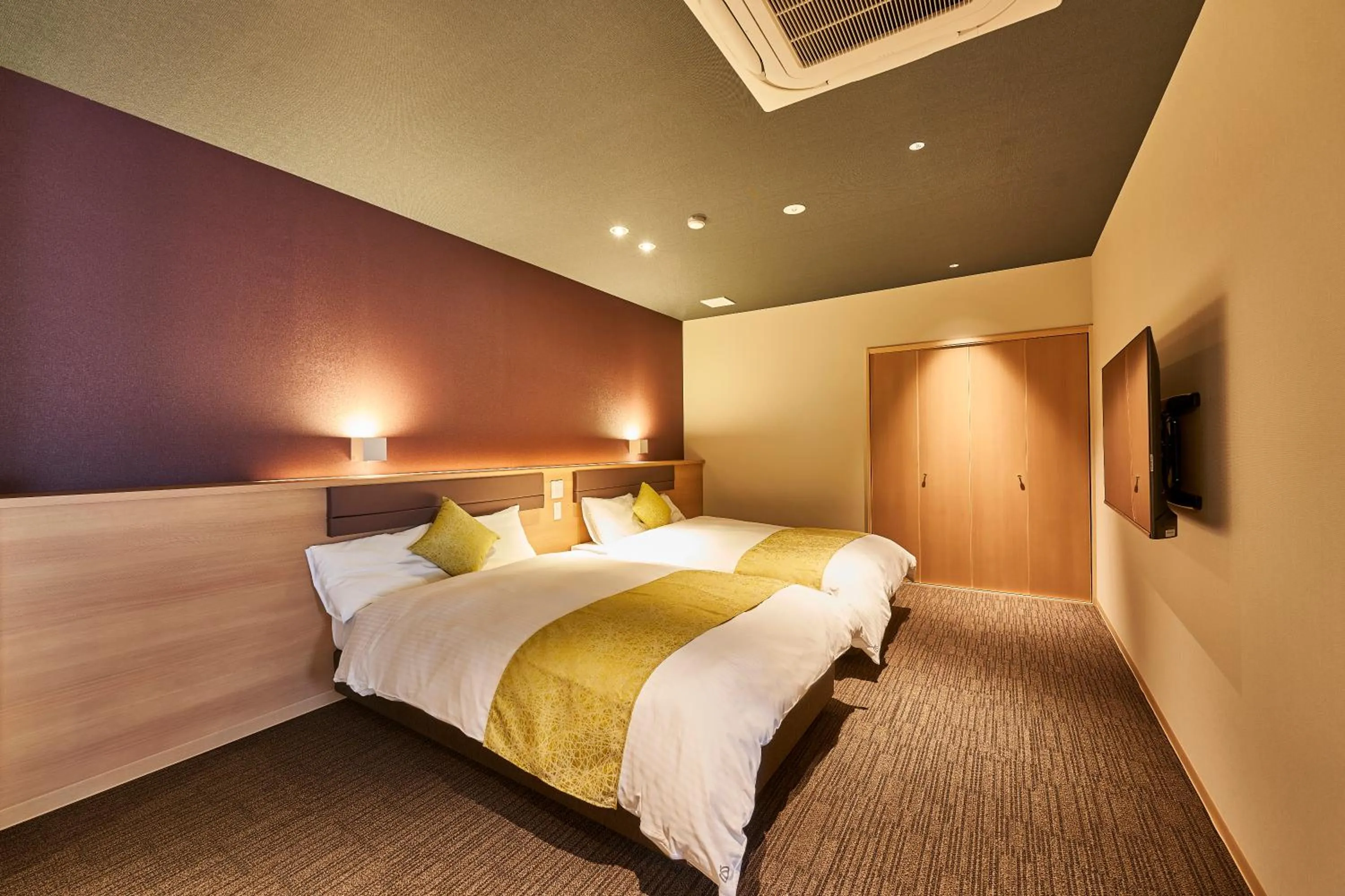 Bed in AKARI et KAORI formerly Taizanso