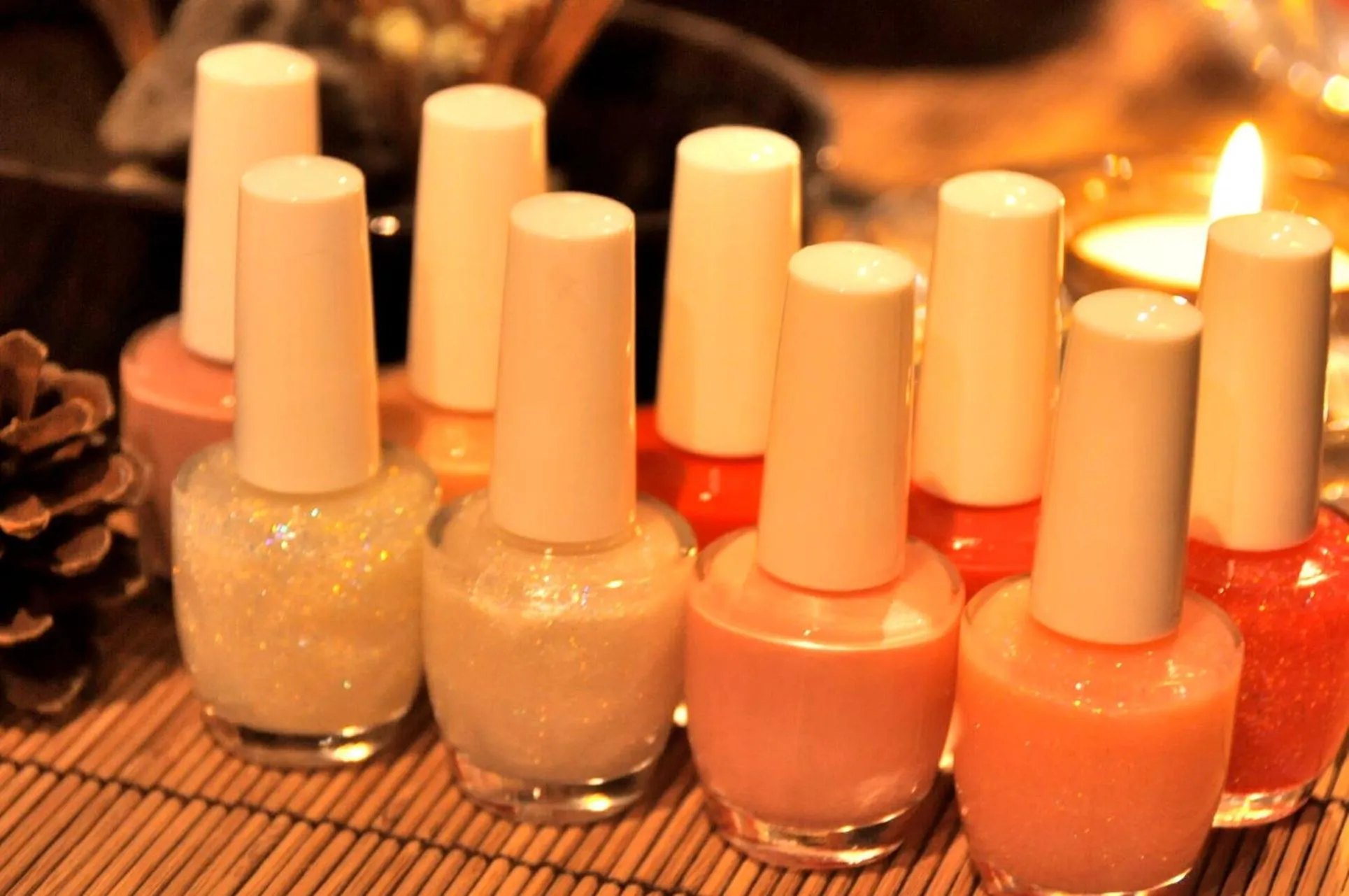 Decorative detail in AKARI et KAORI formerly Taizanso