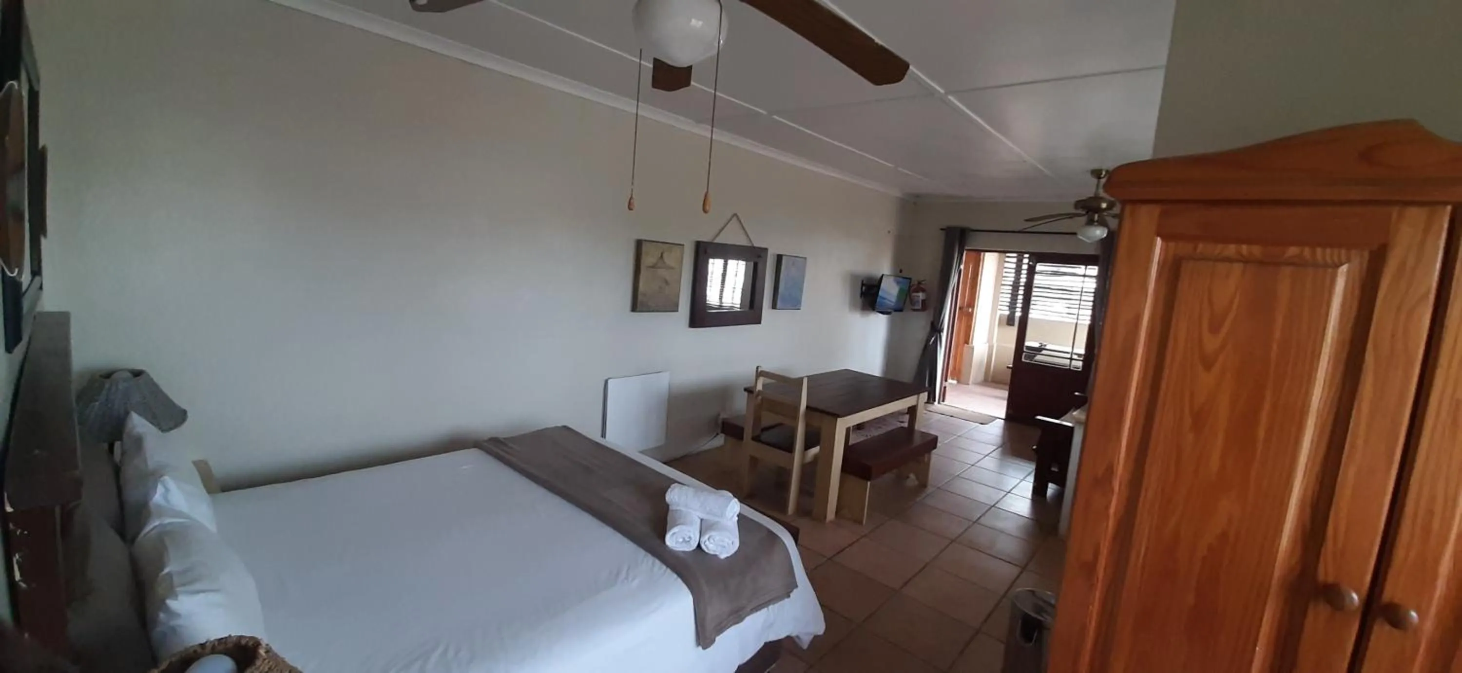 Bed in Tourist Lodge Gansbaai