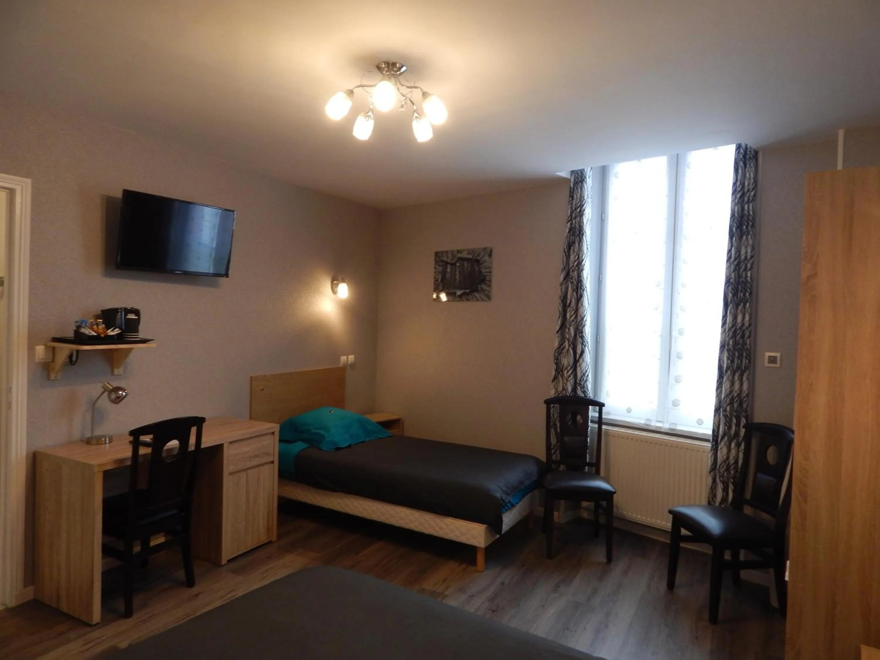 Photo of the whole room in Le Lion D'or