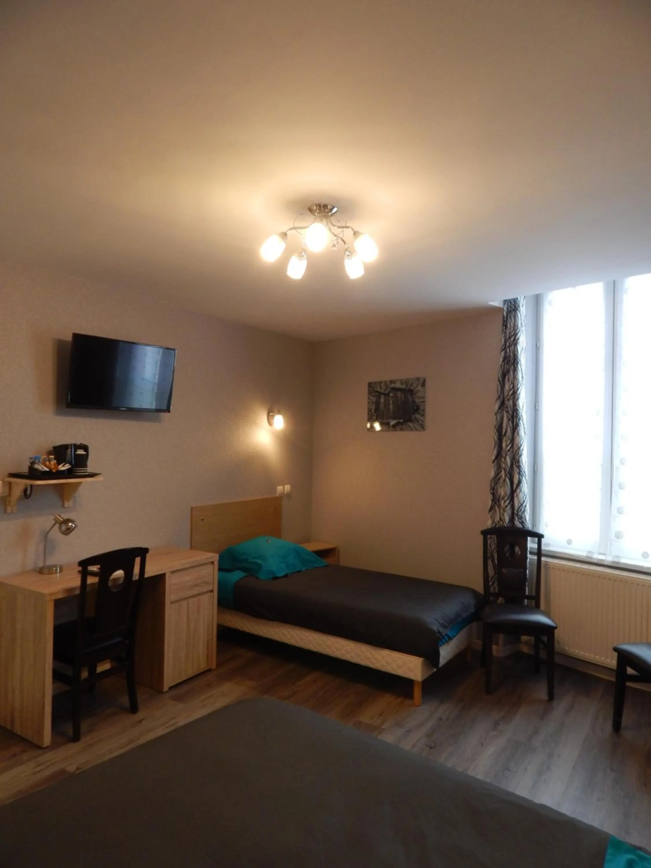 Photo of the whole room in Le Lion D'or