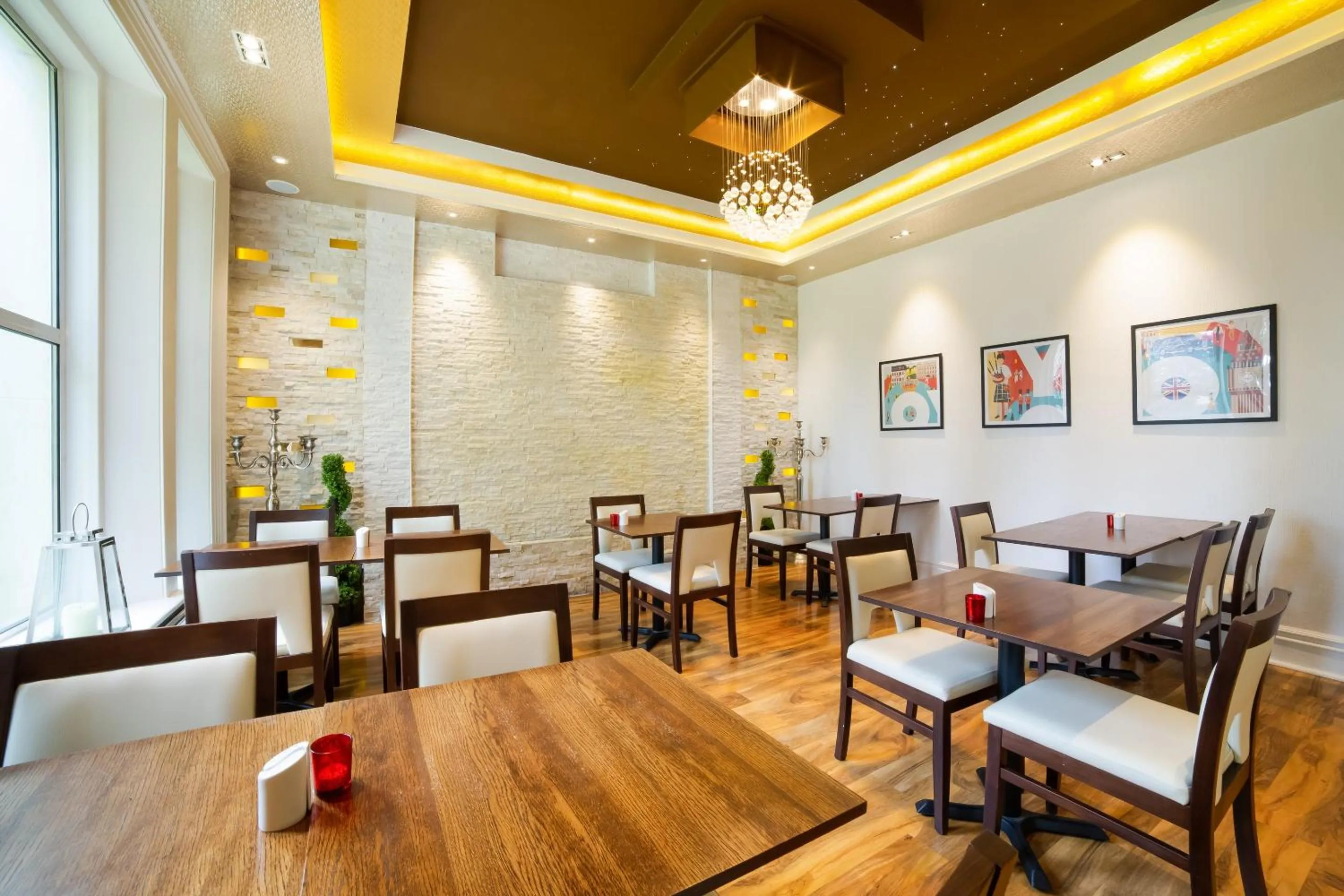 Restaurant/places to eat in OYO Eagle House Hotel, St Leonards Hastings