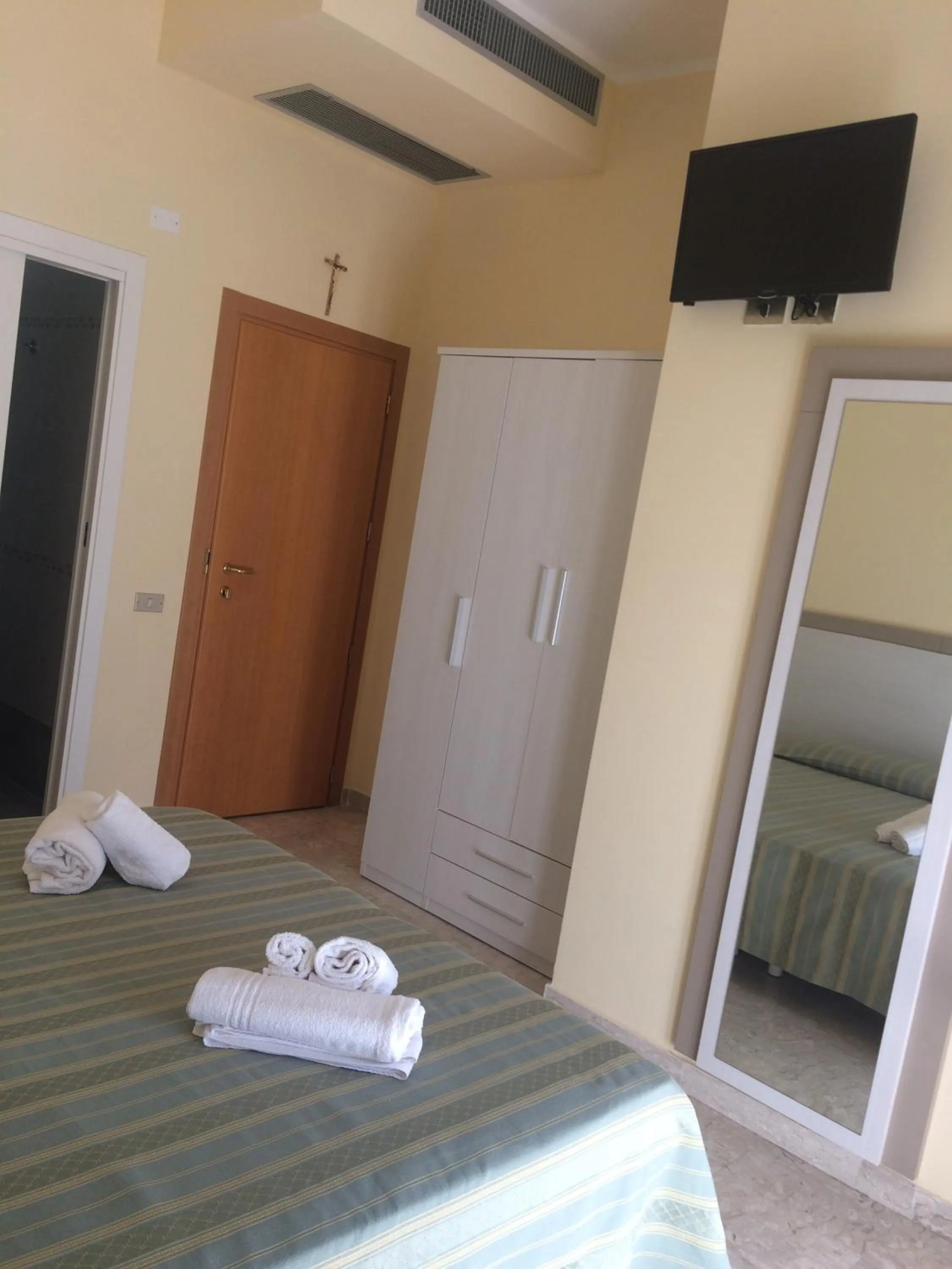 TV and multimedia, Bed in Hotel De La Plage