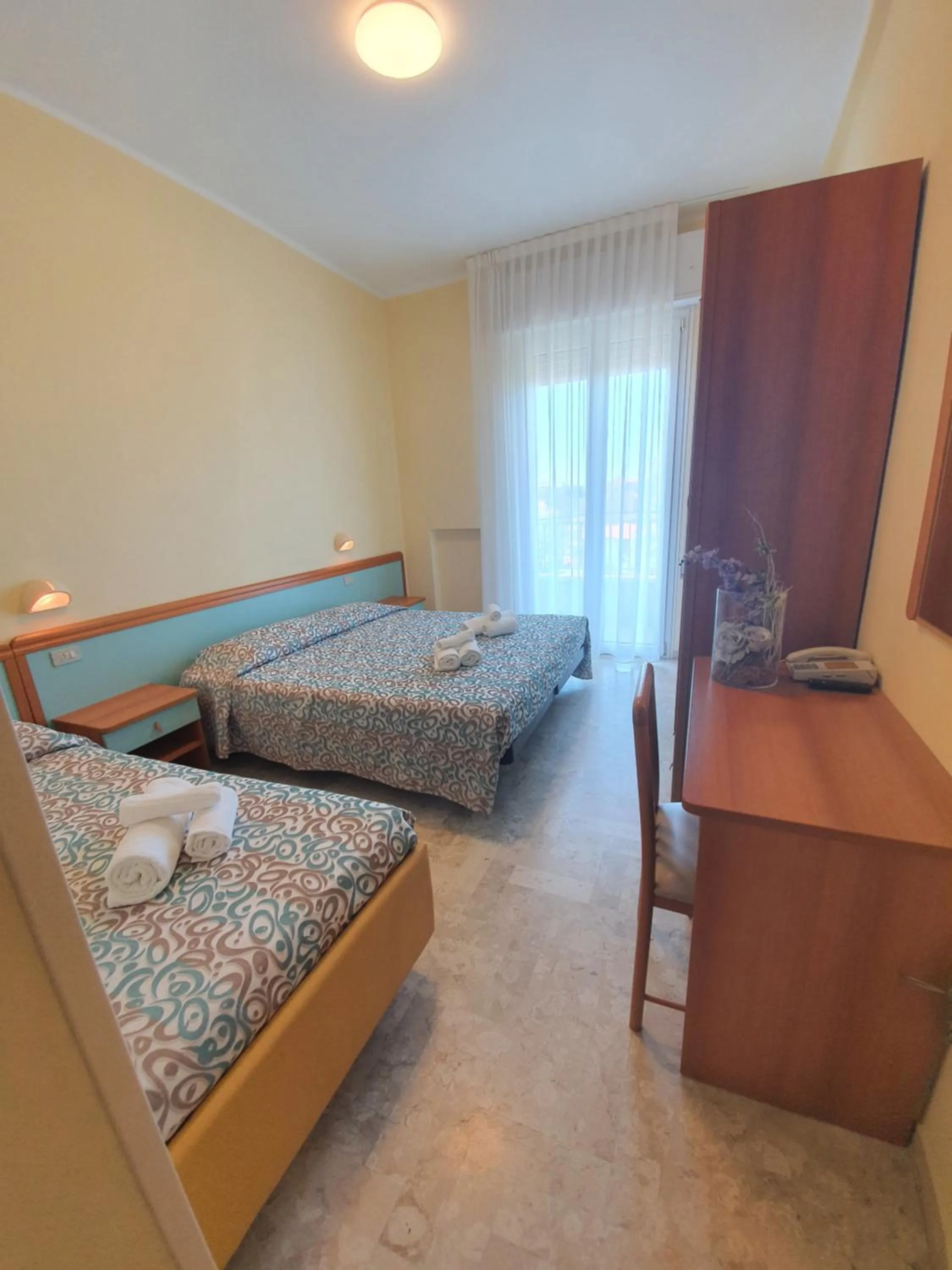 Bed in Hotel De La Plage