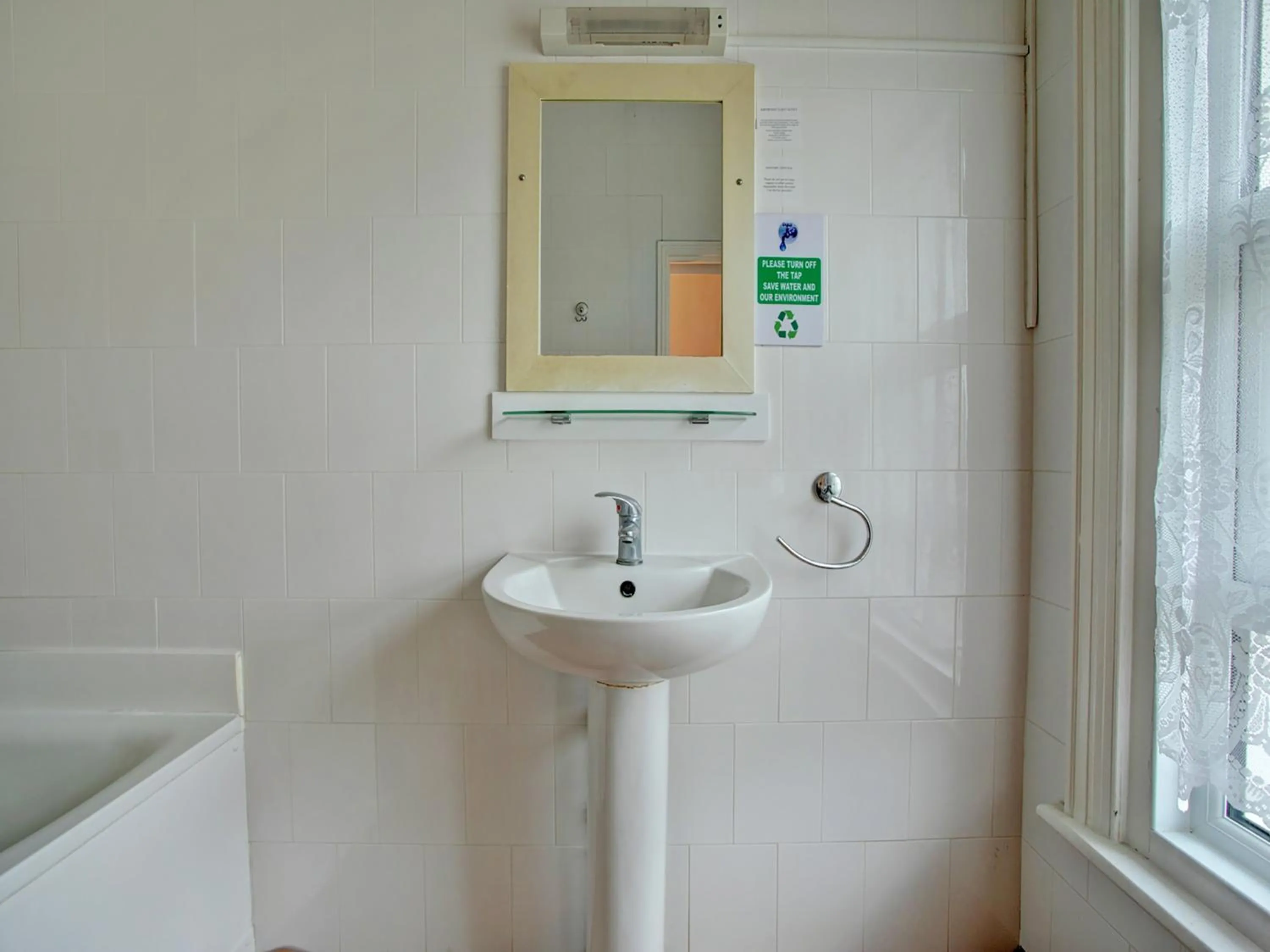 Bathroom in The Waverley Hotel