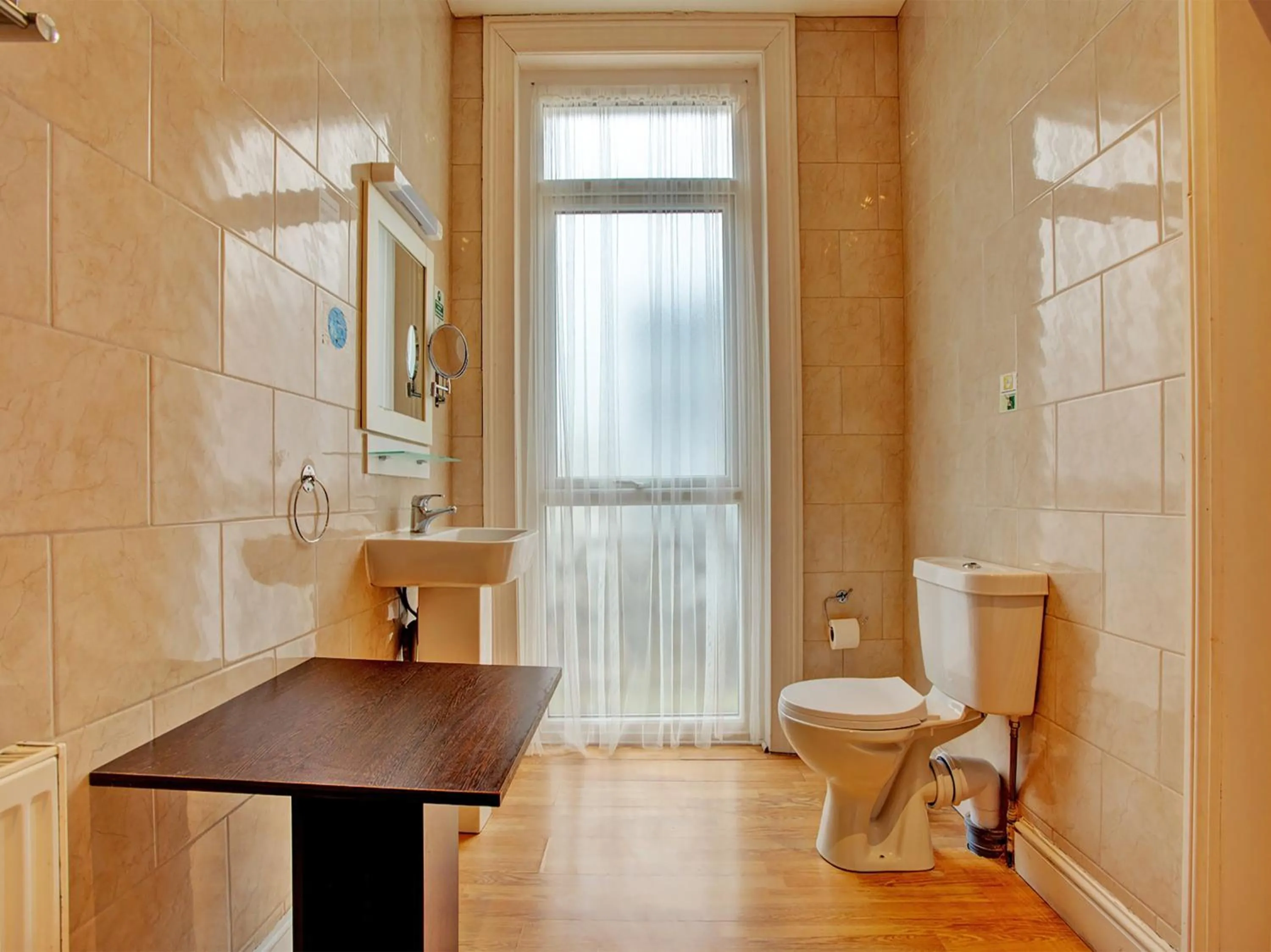 Bathroom in The Waverley Hotel