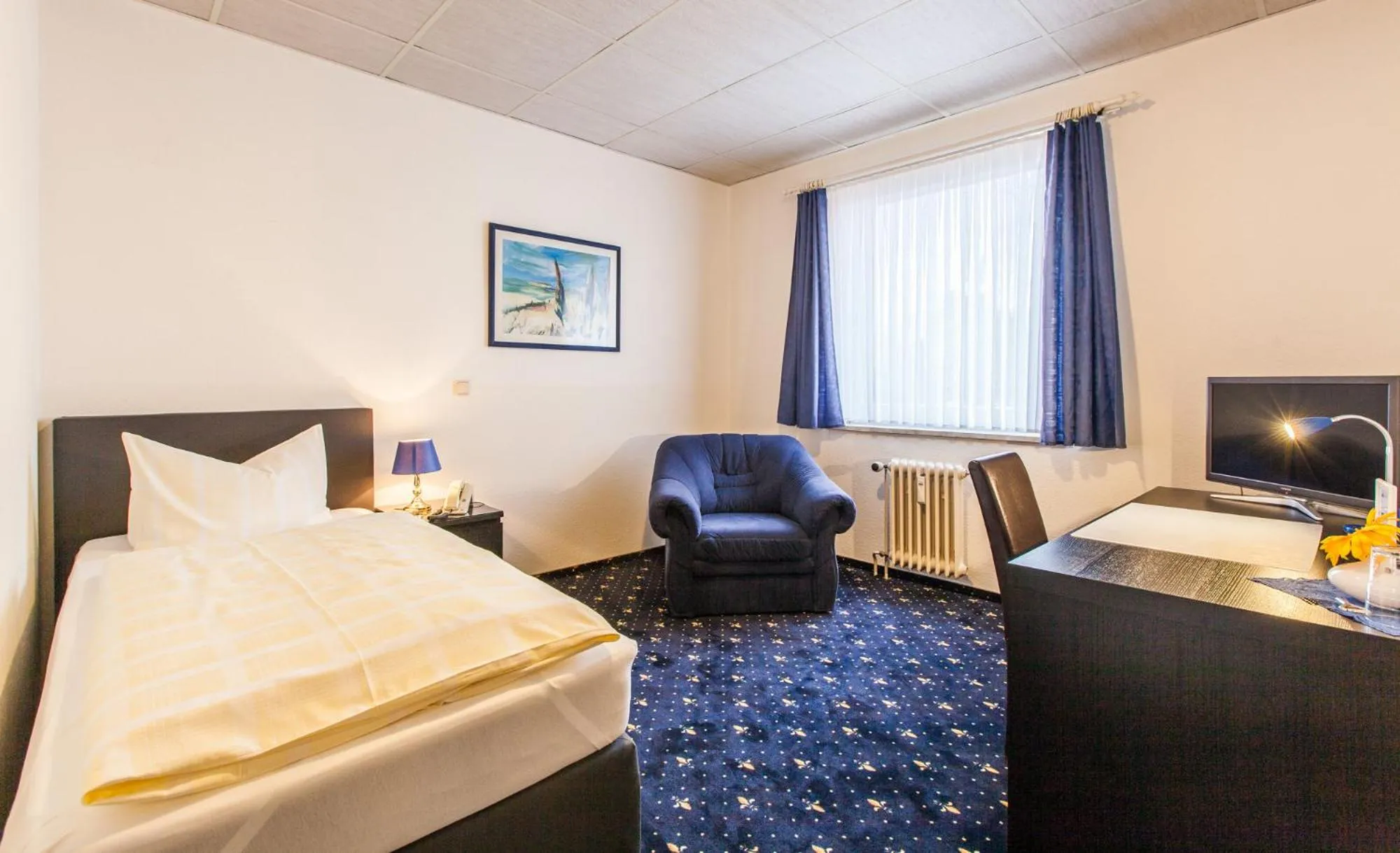 Bed in Hotel Quellental