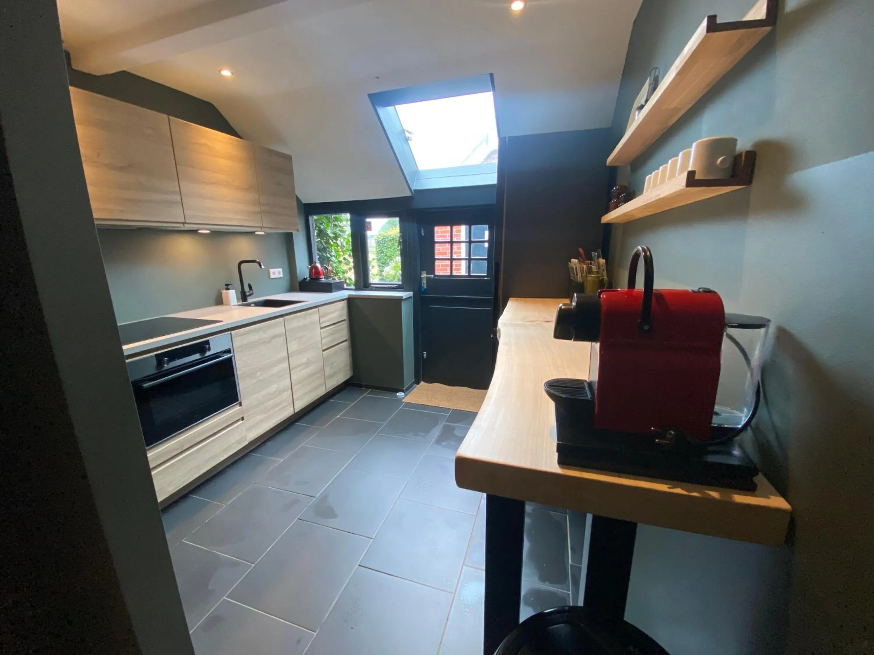 kitchen in Kindvriendelijk appartement de Hooge Stukken onder de rook van Groningen