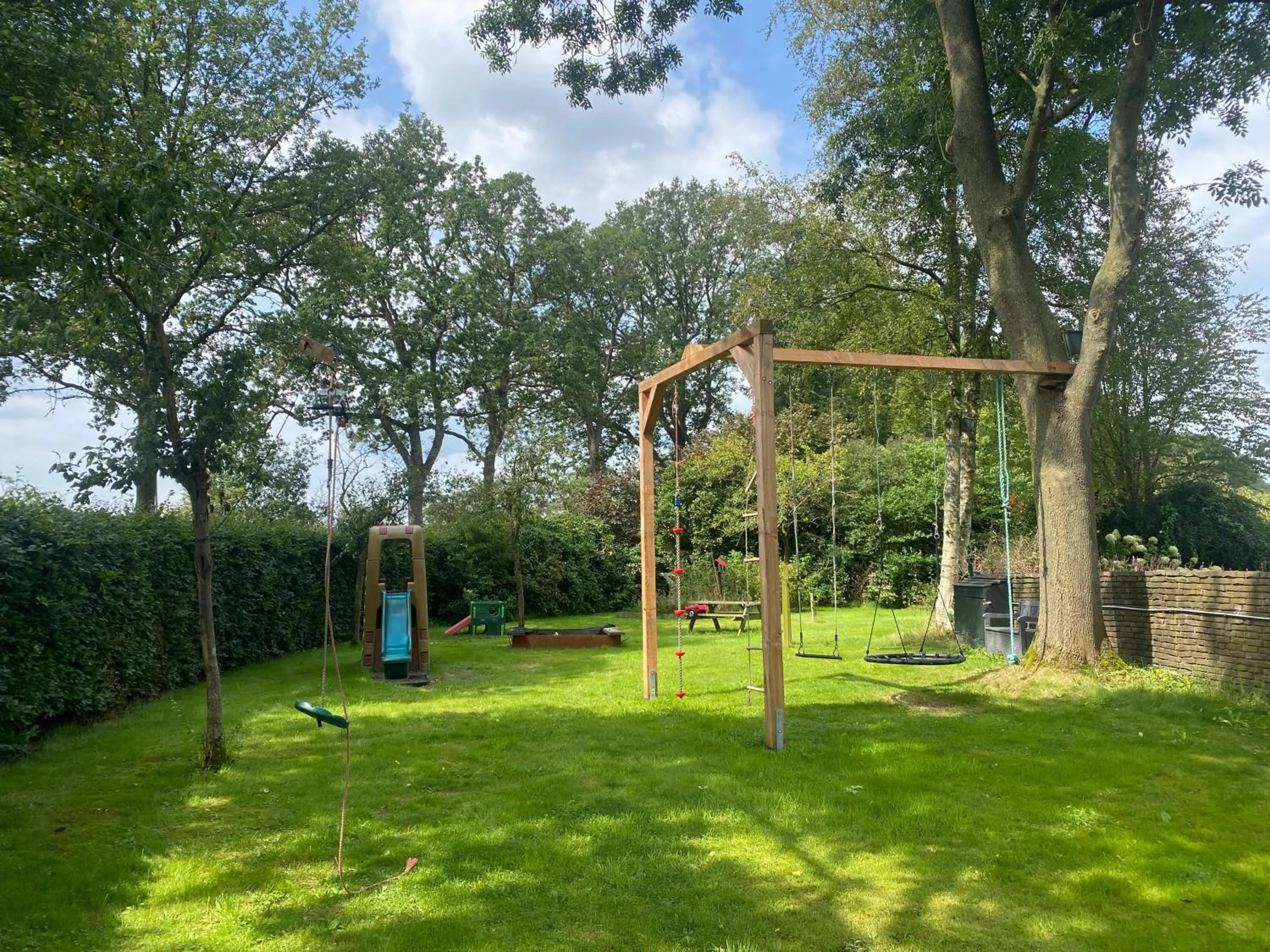 Children play ground in Kindvriendelijk appartement de Hooge Stukken onder de rook van Groningen