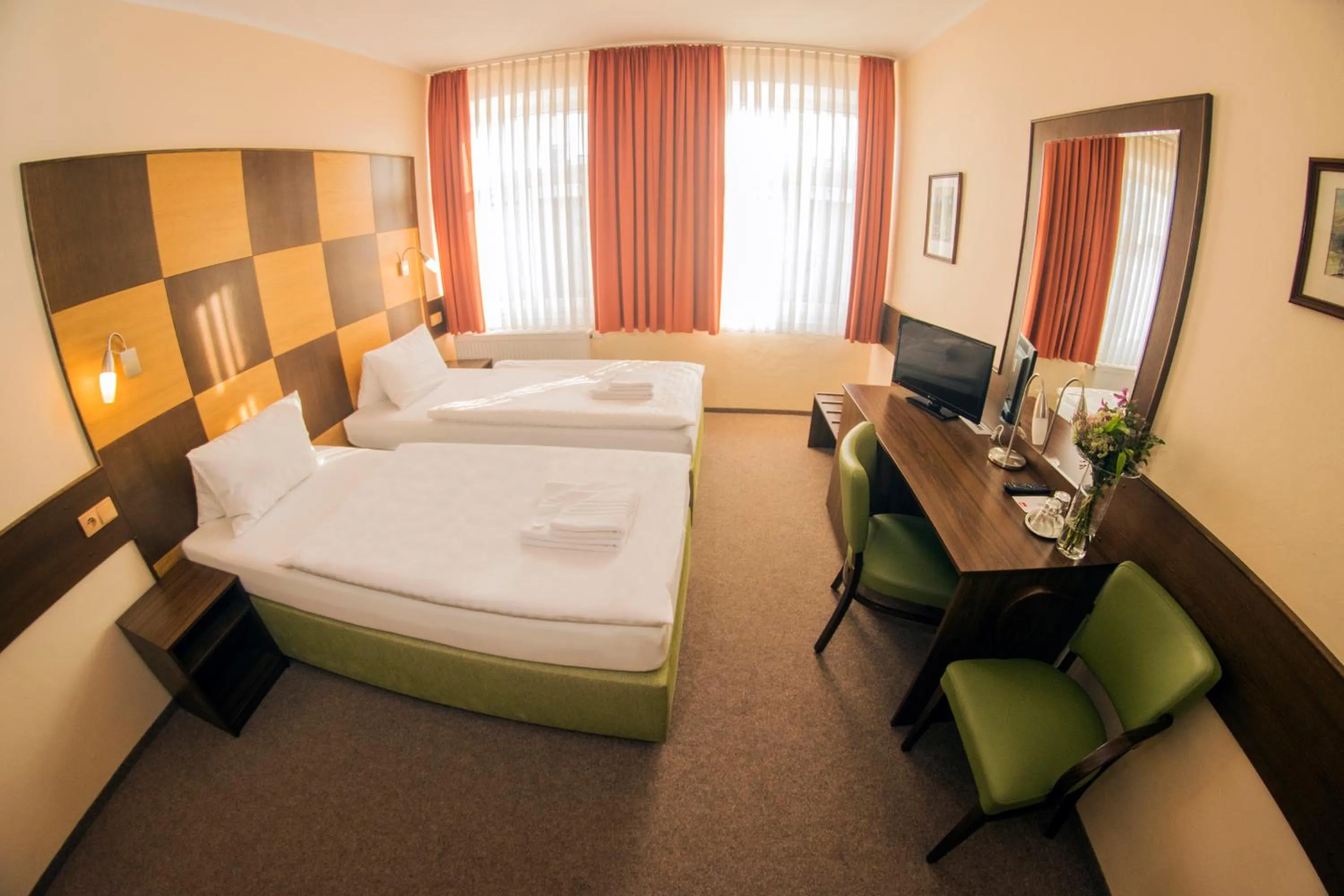 Photo of the whole room, Bed in Hotel Karel IV.