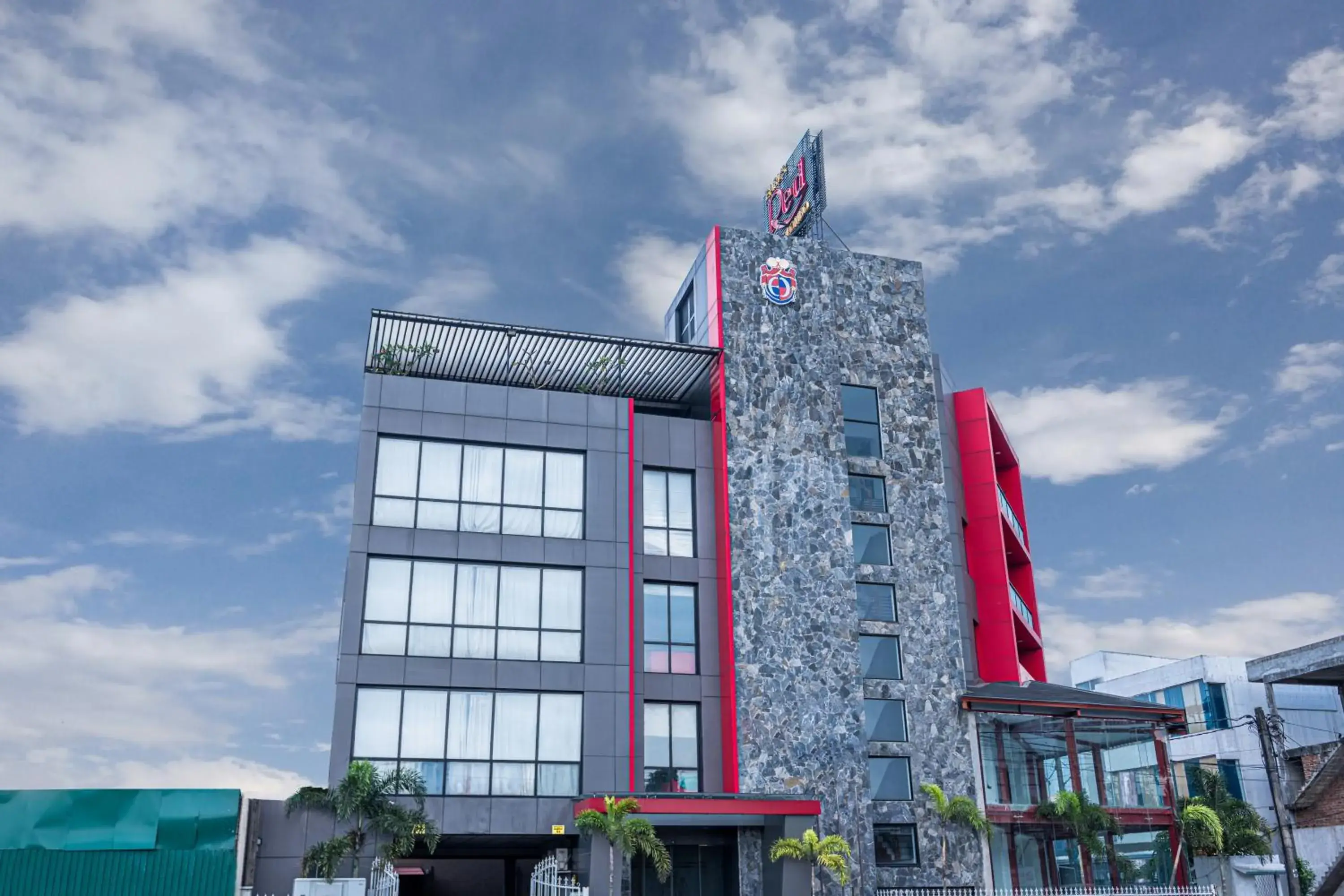 Earl's Red Colombo Earl's Red Colombo