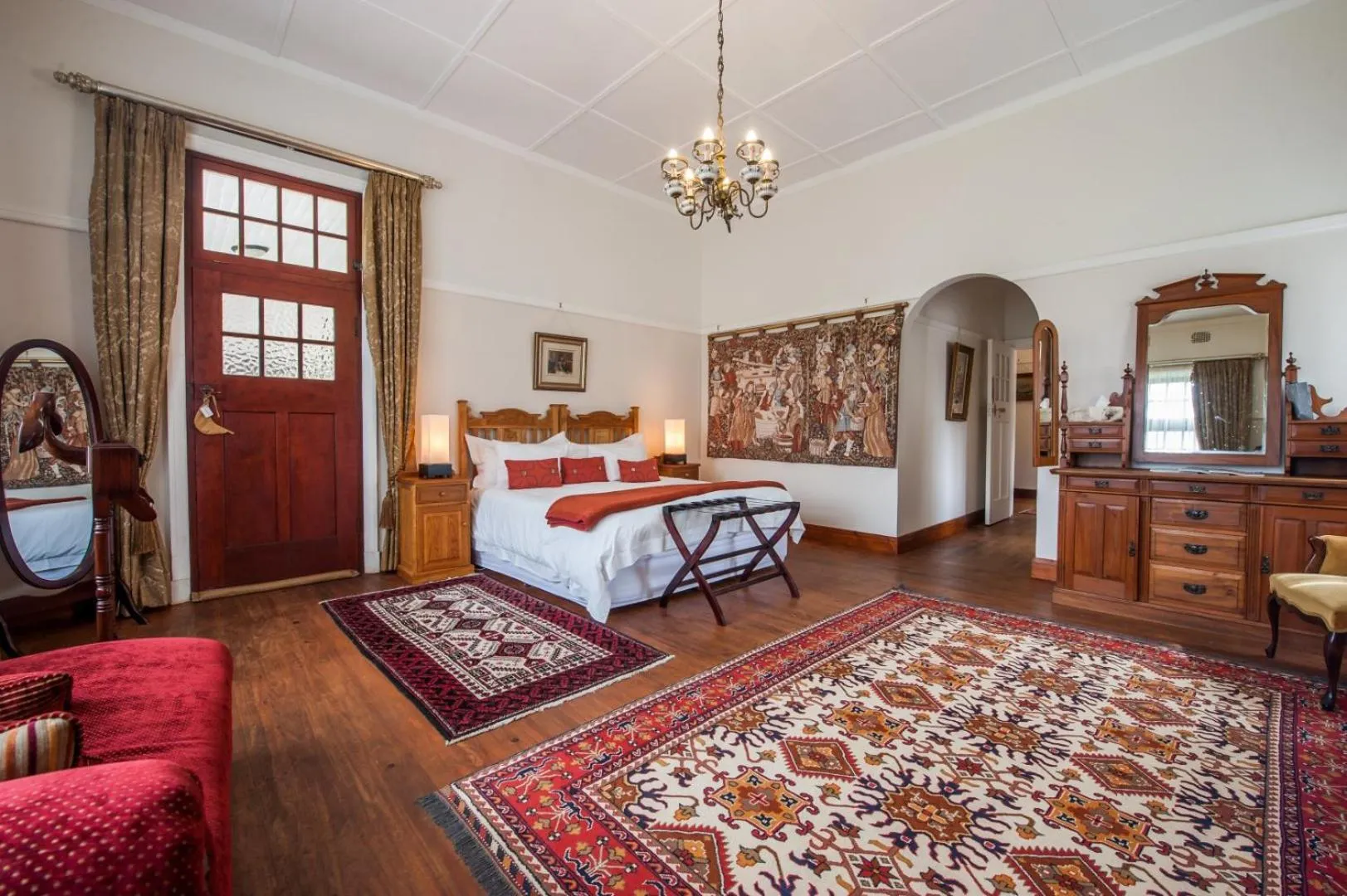 Photo of the whole room, Bed in Excelsior Manor Guesthouse