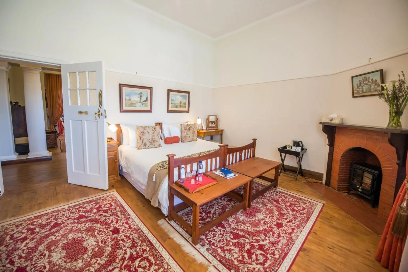 Photo of the whole room, Bed in Excelsior Manor Guesthouse