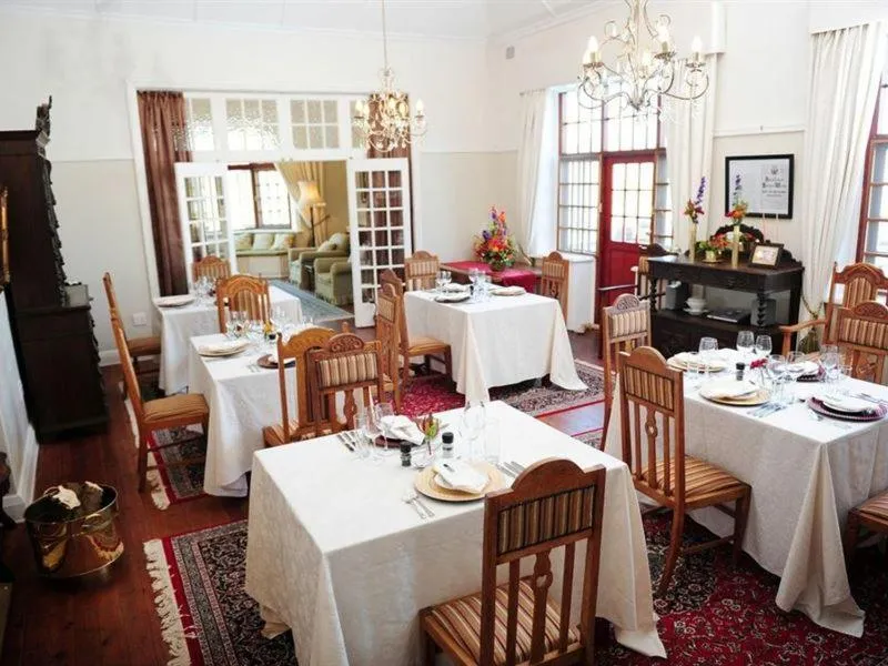 Restaurant/places to eat in Excelsior Manor Guesthouse