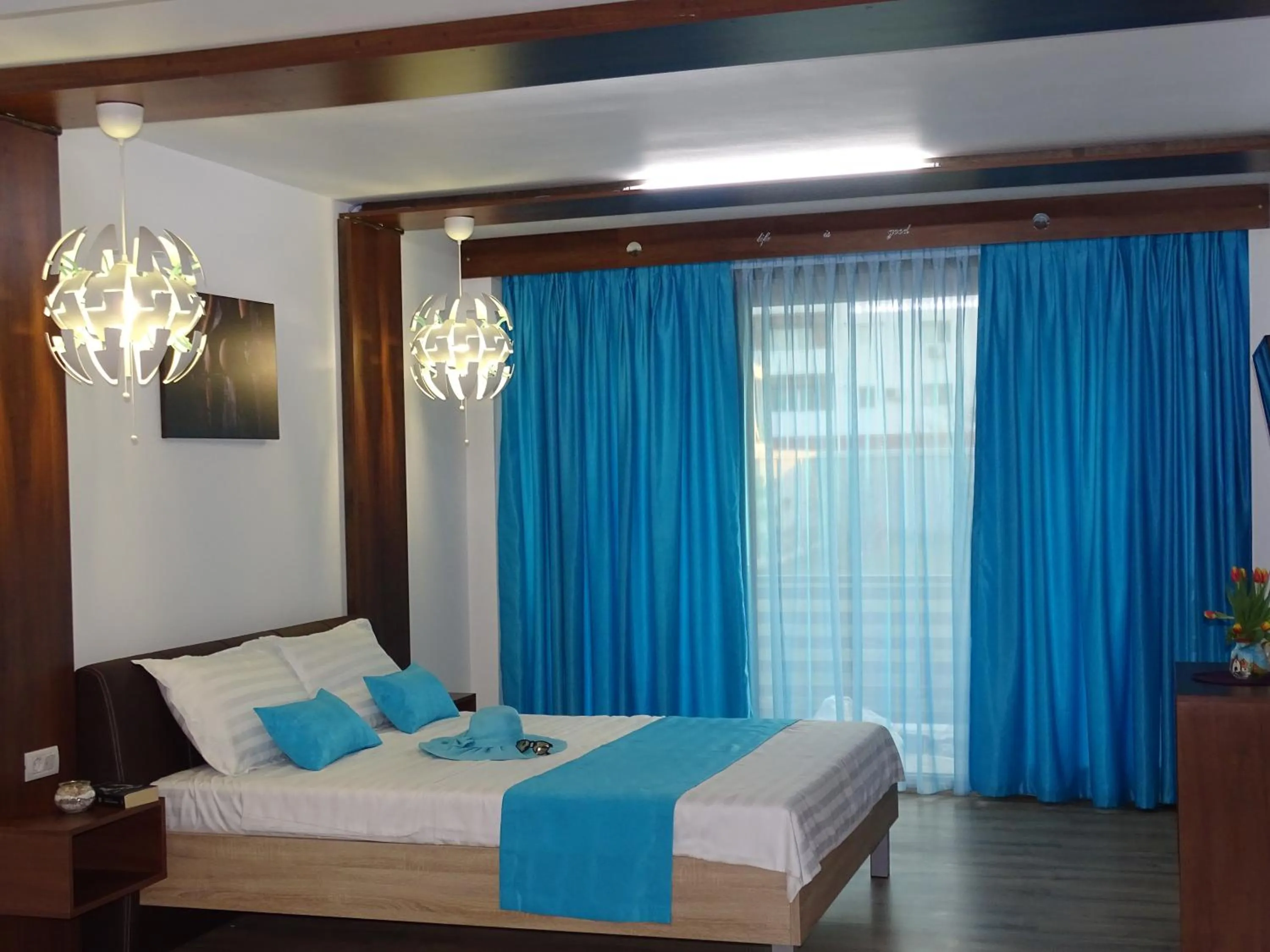 Bed in Dream Resort (Adults only 14+)