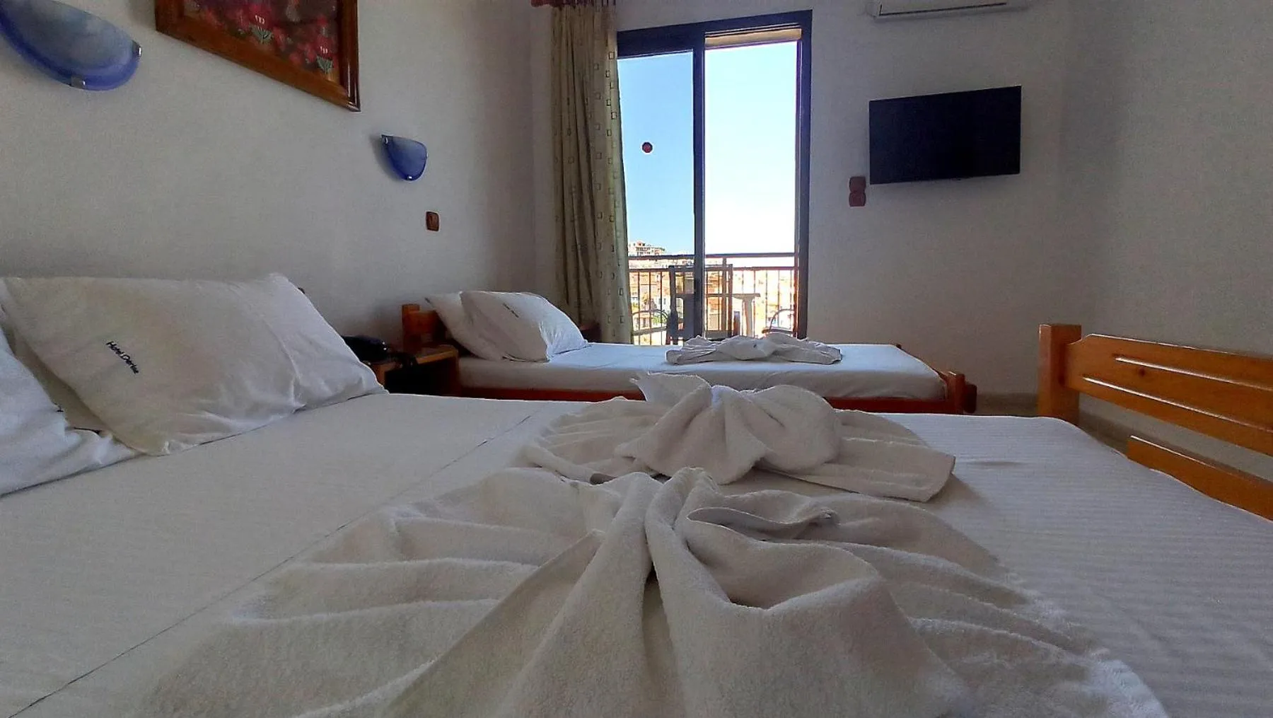 Bedroom, Bed in Denise Hotel