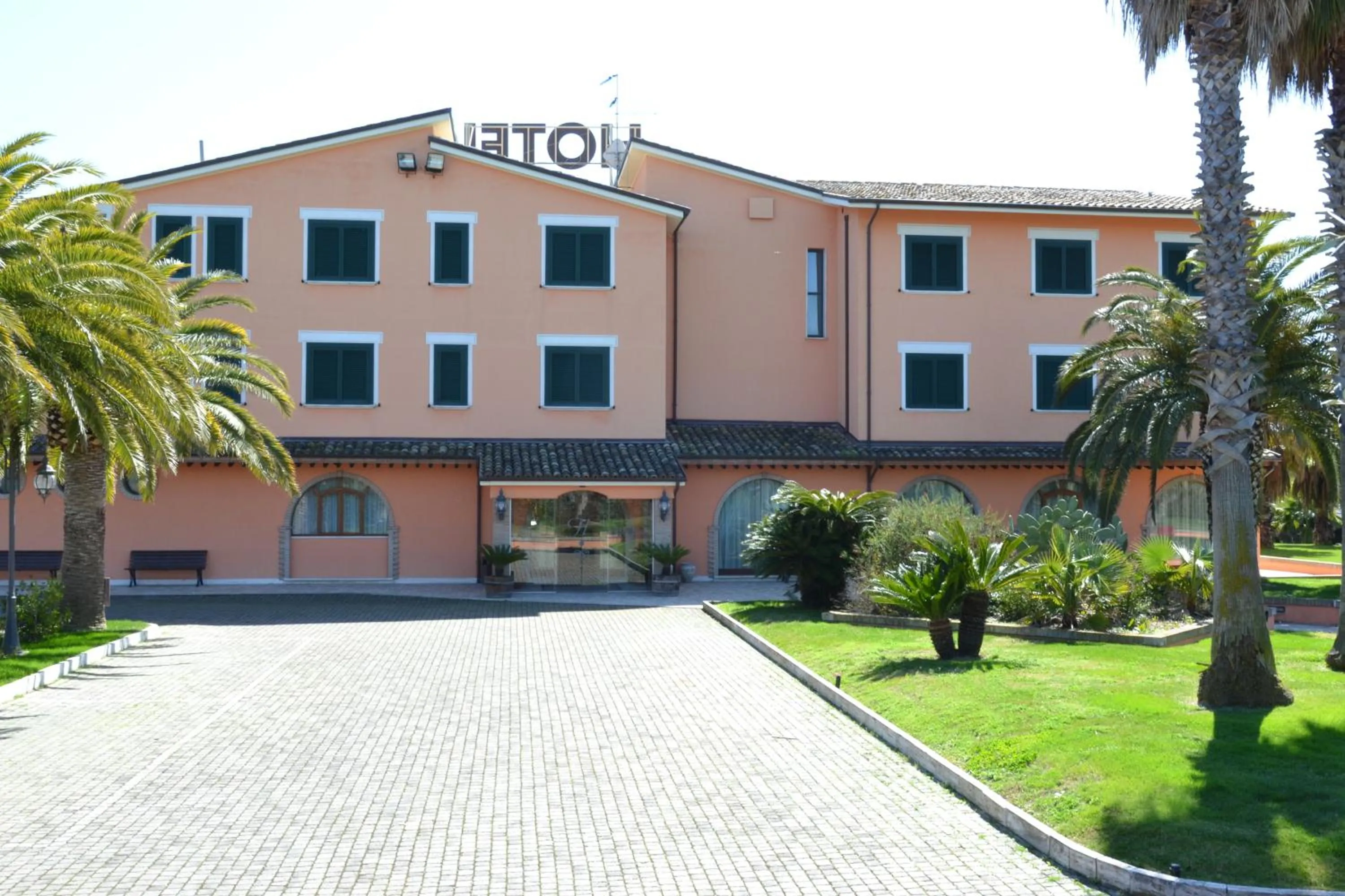 Property building in Villa Luigi Hotel & Restaurant Nuova gestione