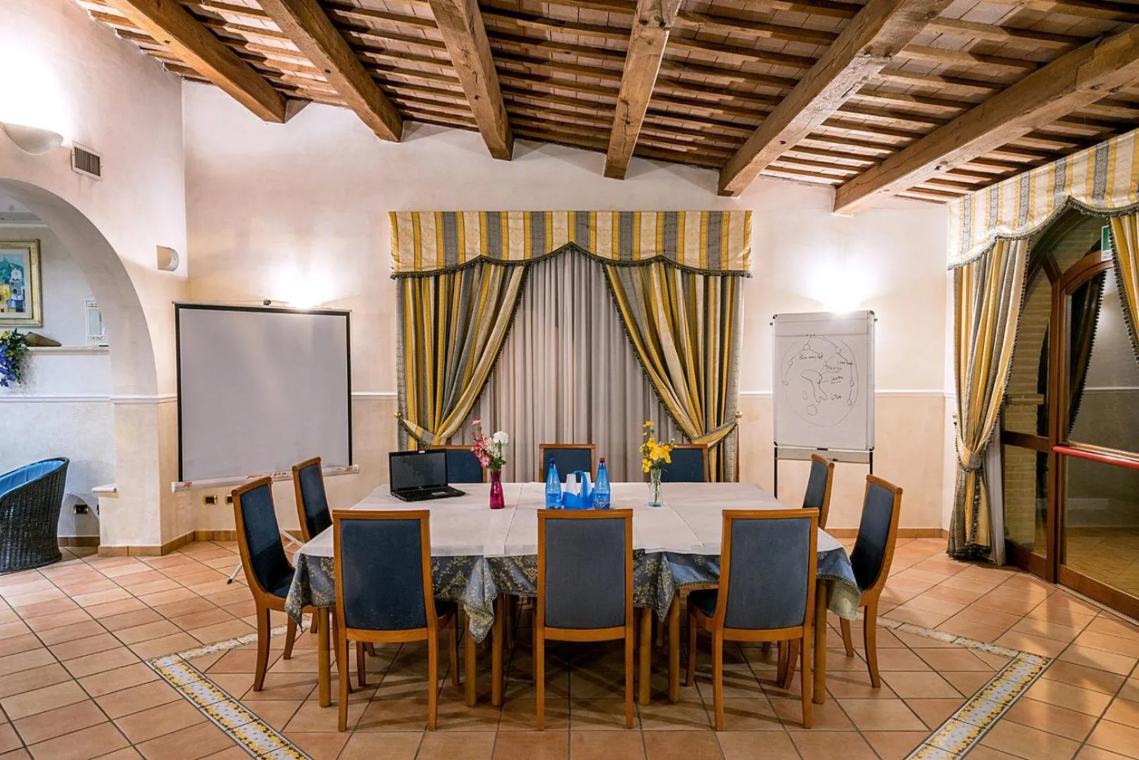 Business facilities in Villa Luigi Hotel & Restaurant Nuova gestione