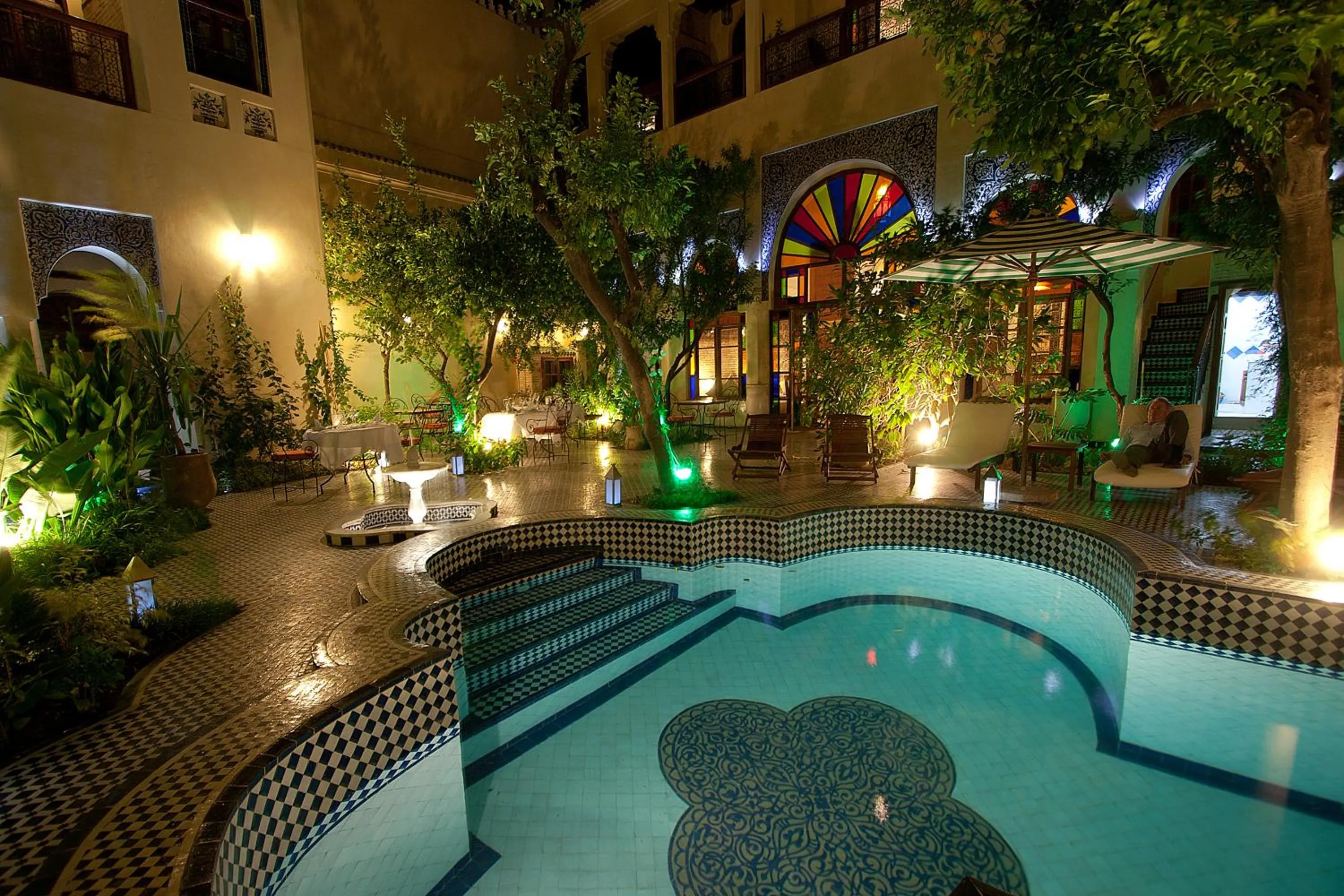 Swimming pool in Ryad Salama