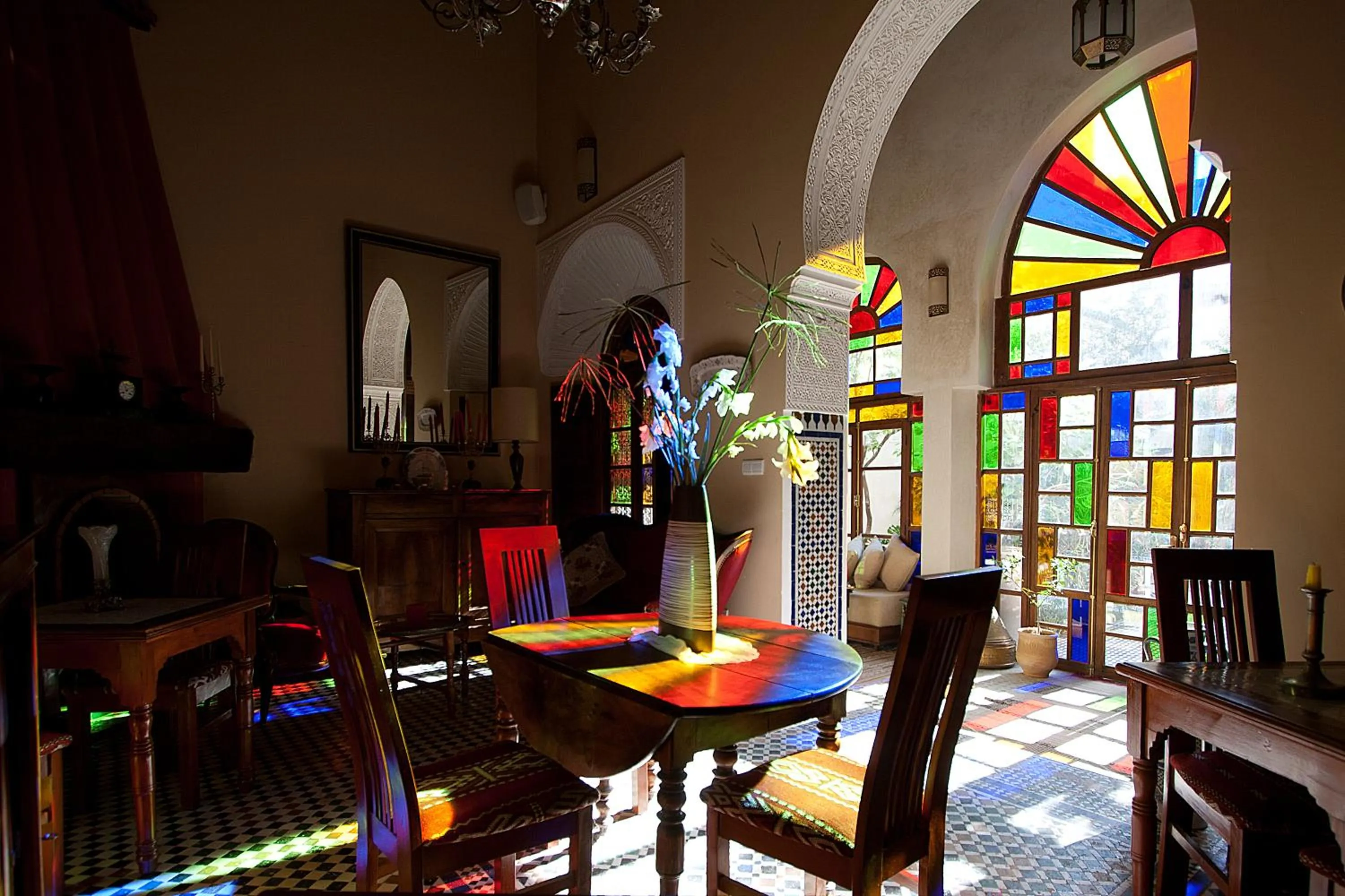 Restaurant/places to eat in Ryad Salama