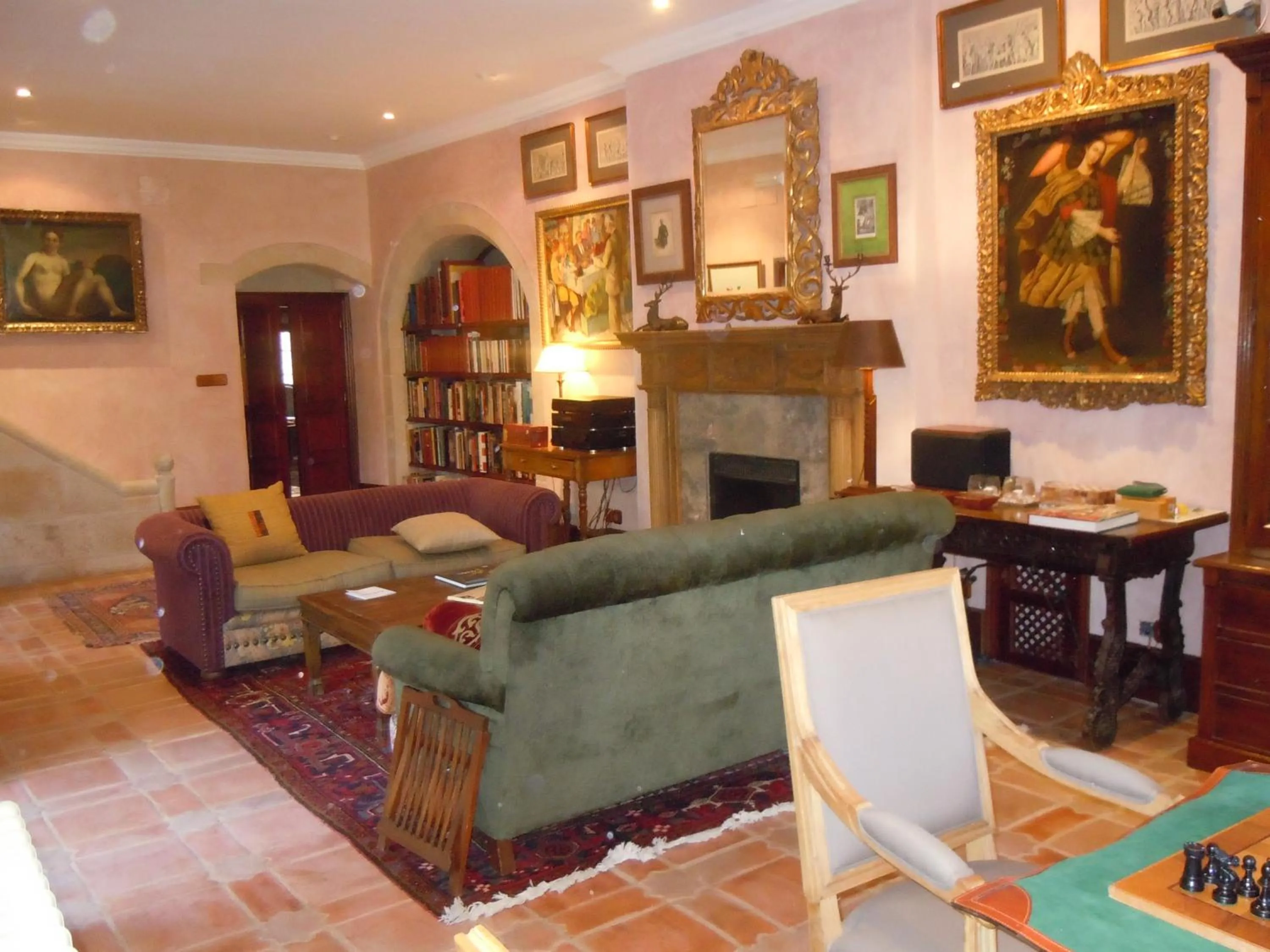 Seating area in Palacio Chaves Hotel