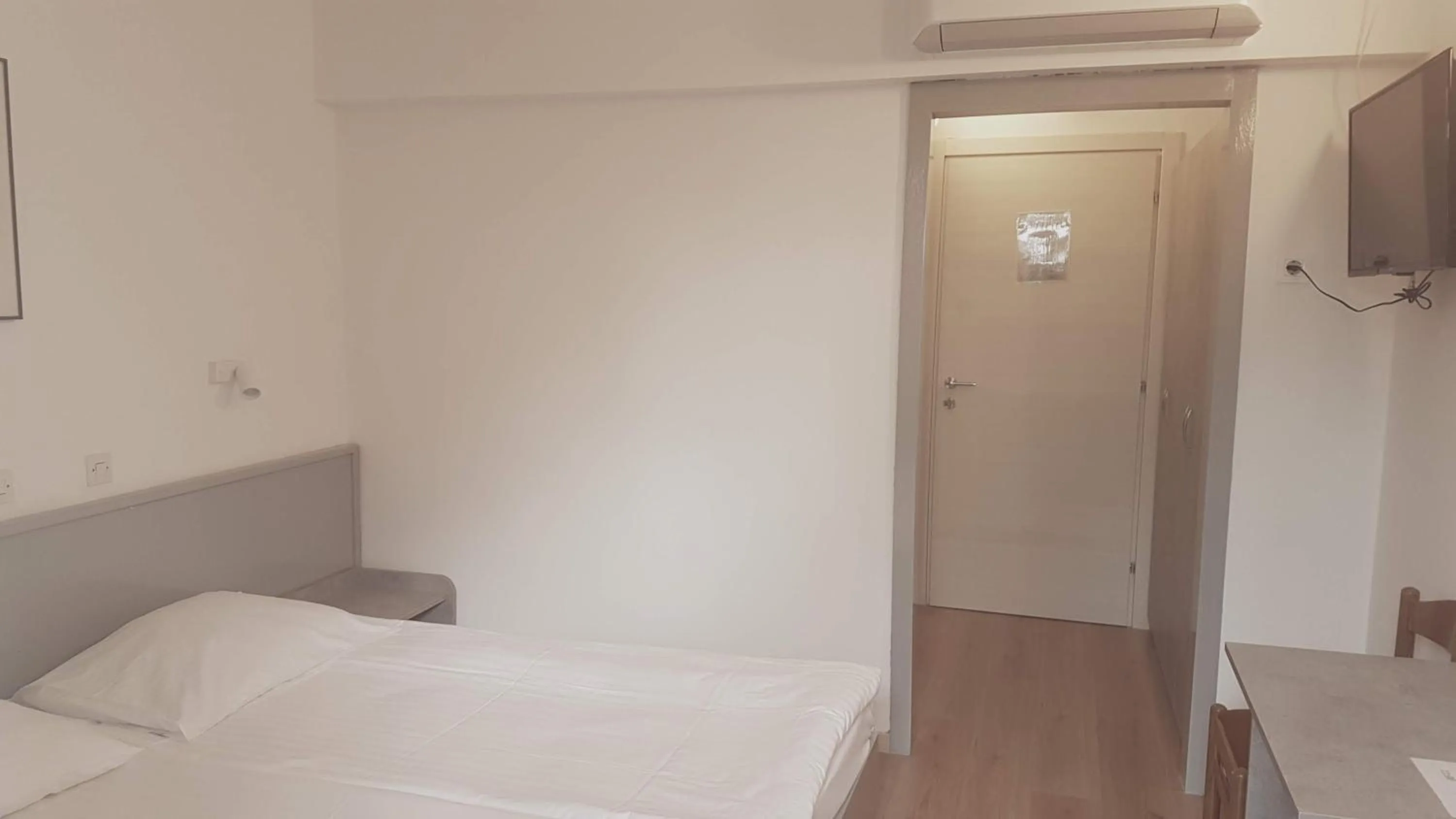 Bed in Boarding House Lucija