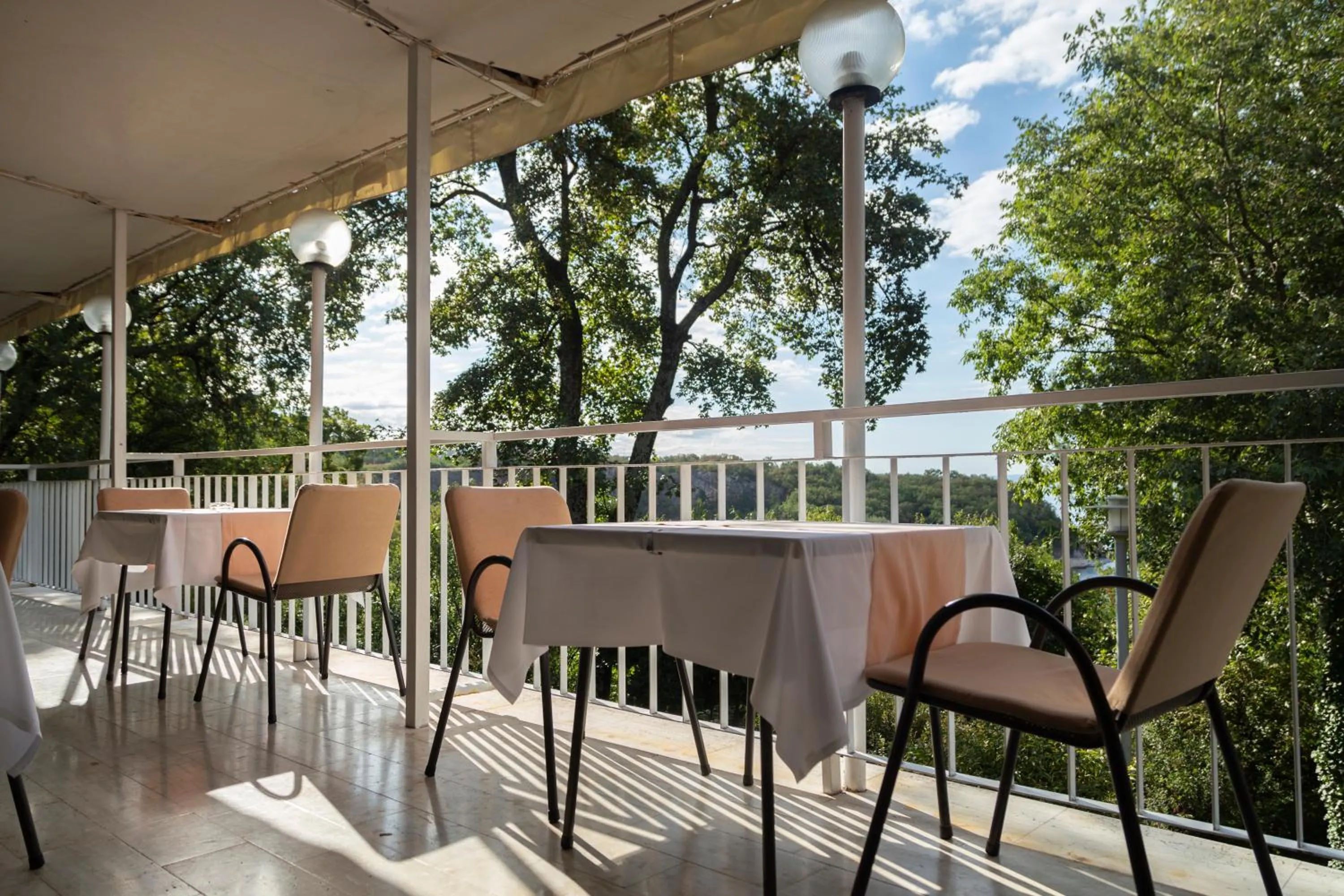 Restaurant/places to eat in Boarding House Lucija