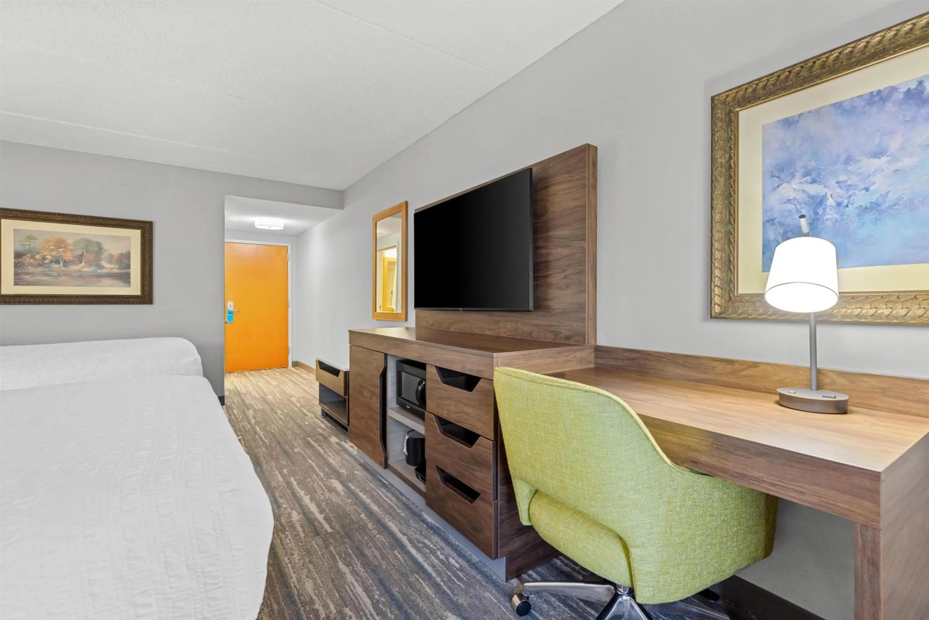 Bedroom, Bed in Hampton Inn Guntersville