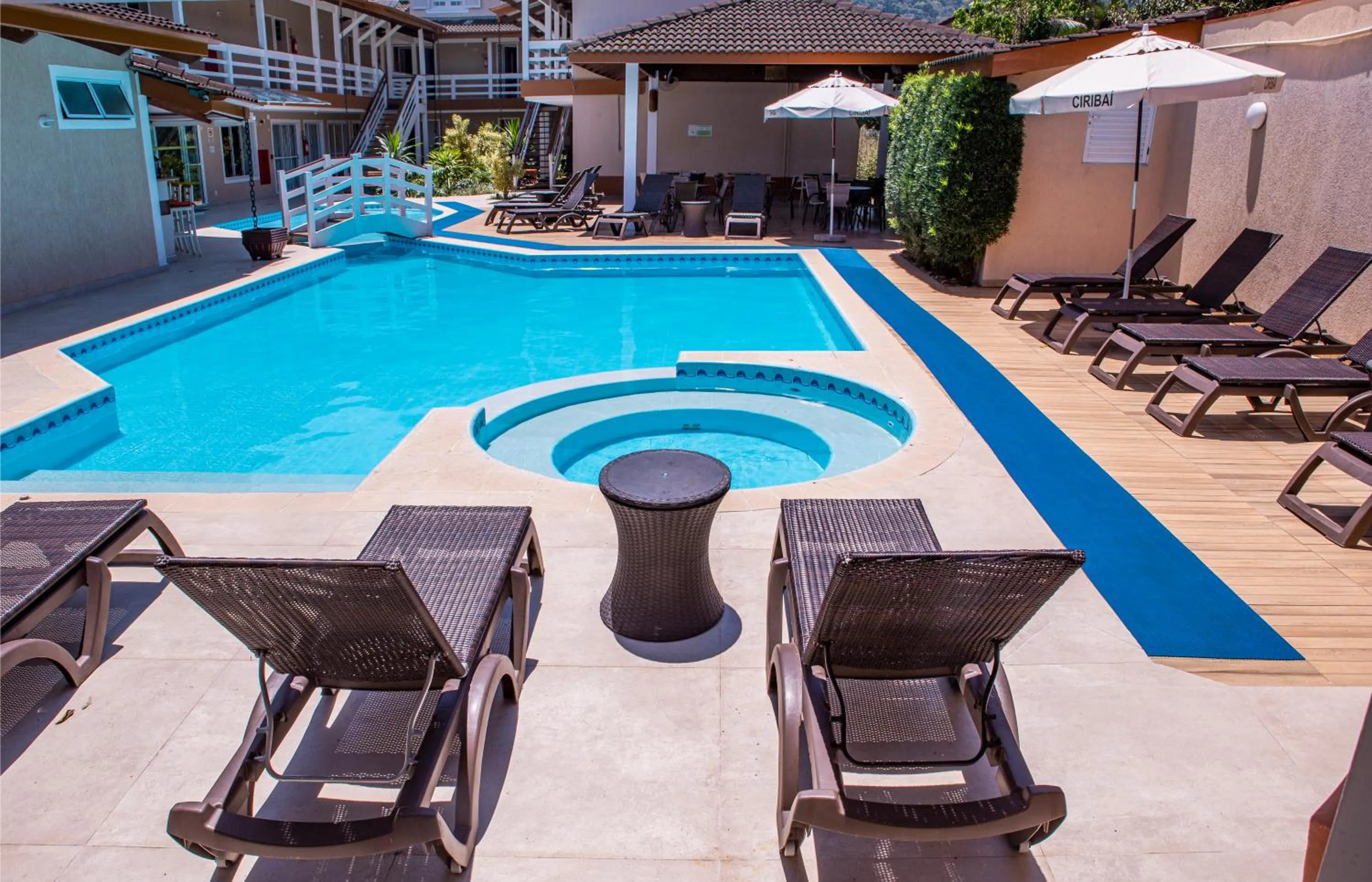 Swimming pool in Ciribaí Praia Hotel