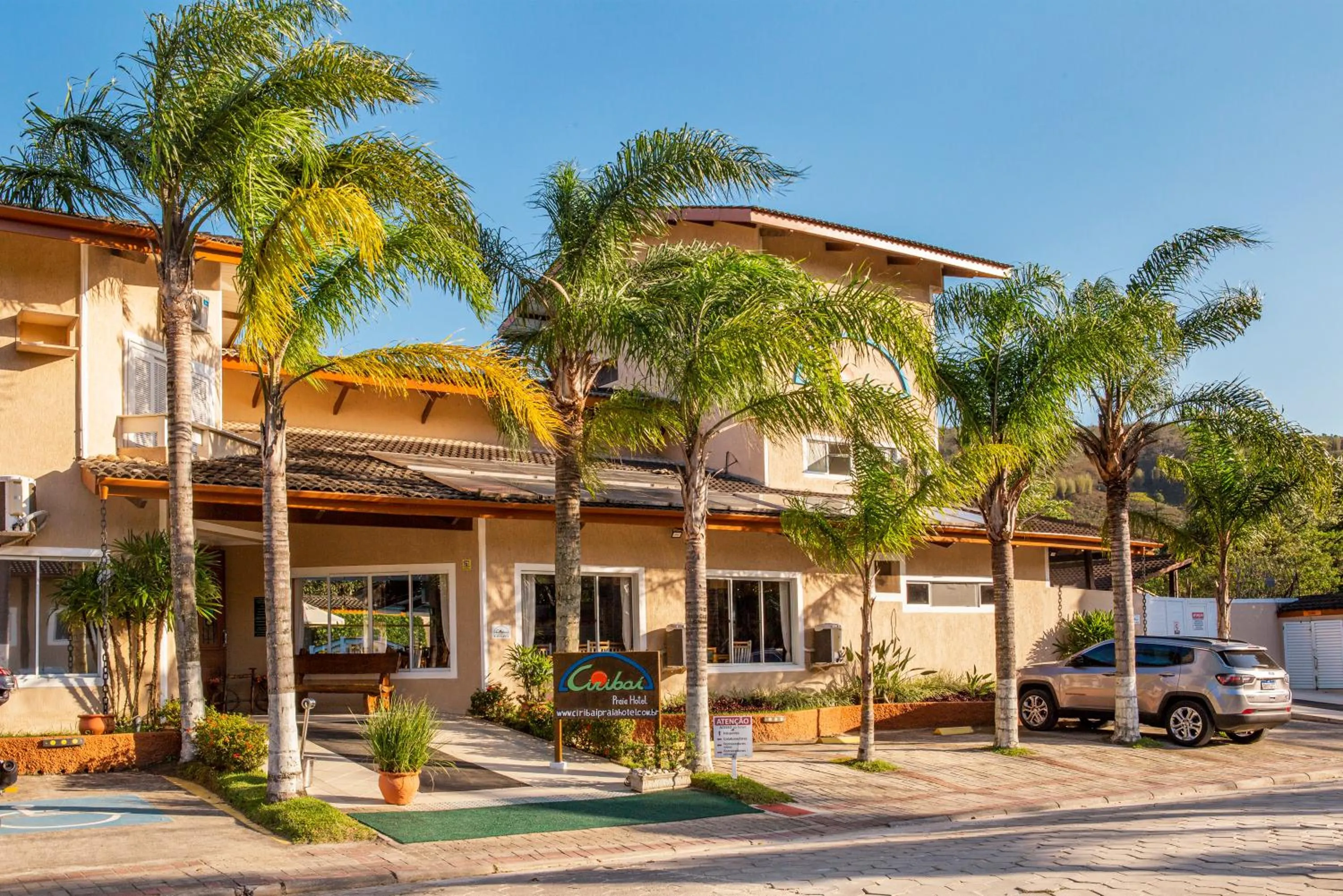 Facade/entrance in Ciribaí Praia Hotel
