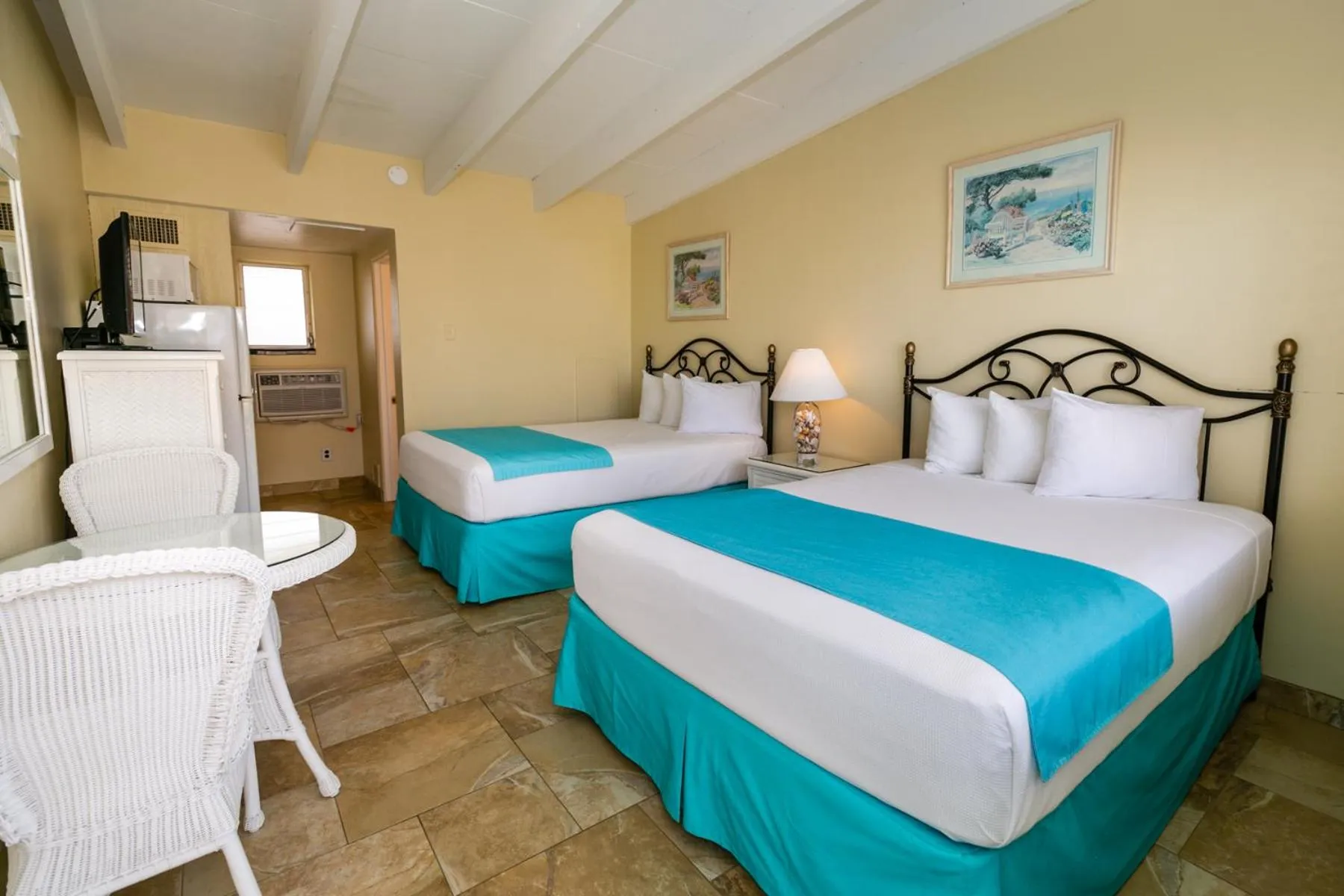 Bed in Aztec Motel Wildwood Crest Beach