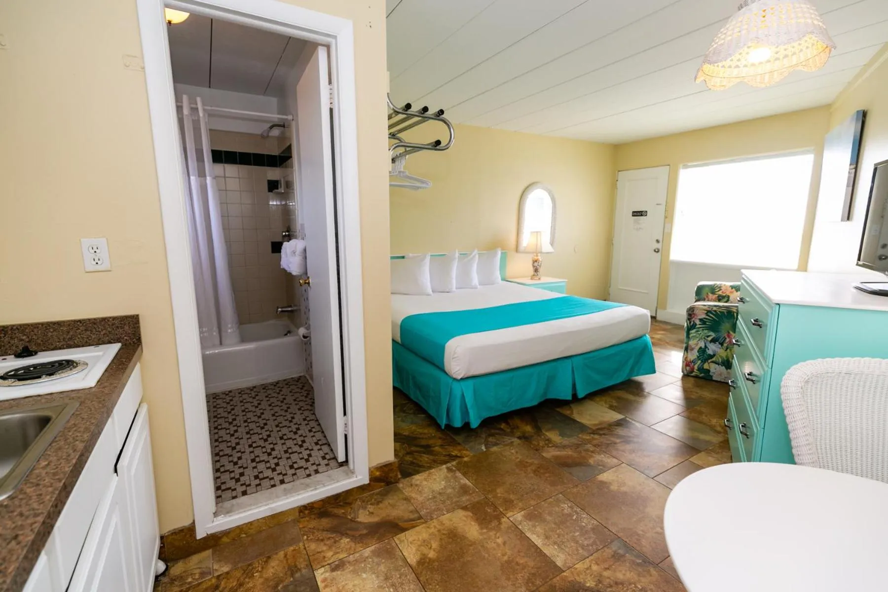 Bed in Aztec Motel Wildwood Crest Beach