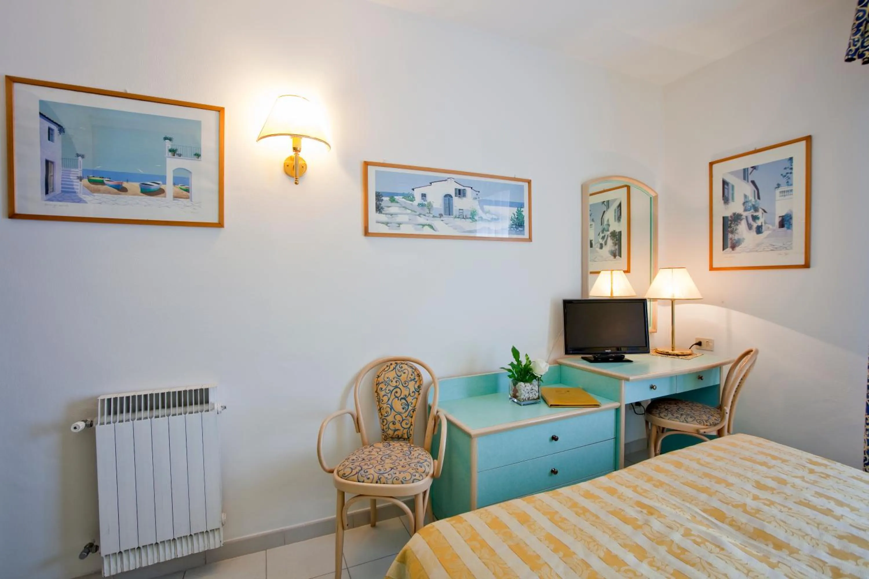 TV and multimedia in Hotel Solemare Beach & Beauty SPA